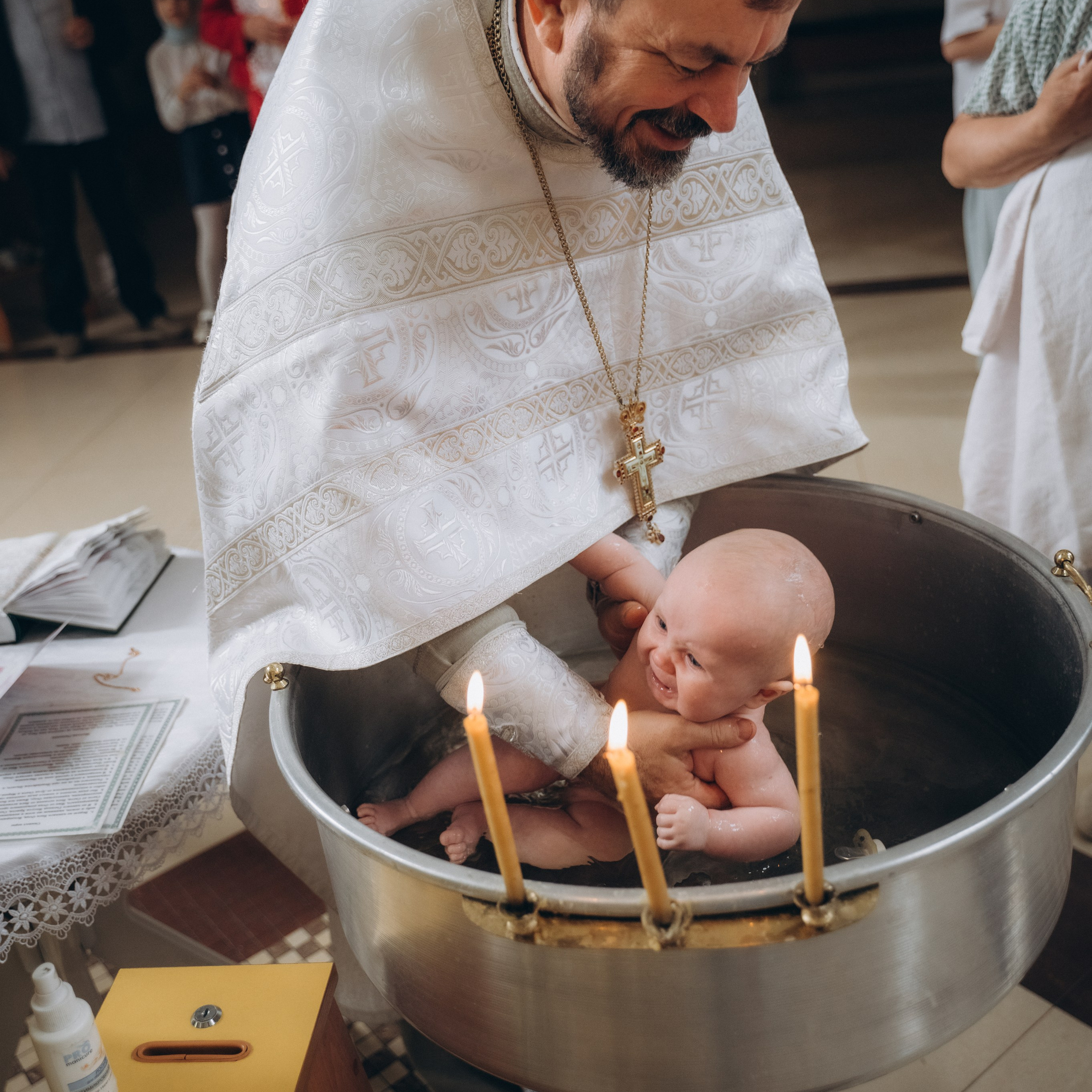 Крещение Корнелии (ХРАМ СВЯТИТЕЛЯ ЛУКИ КРЫМСКОГО)