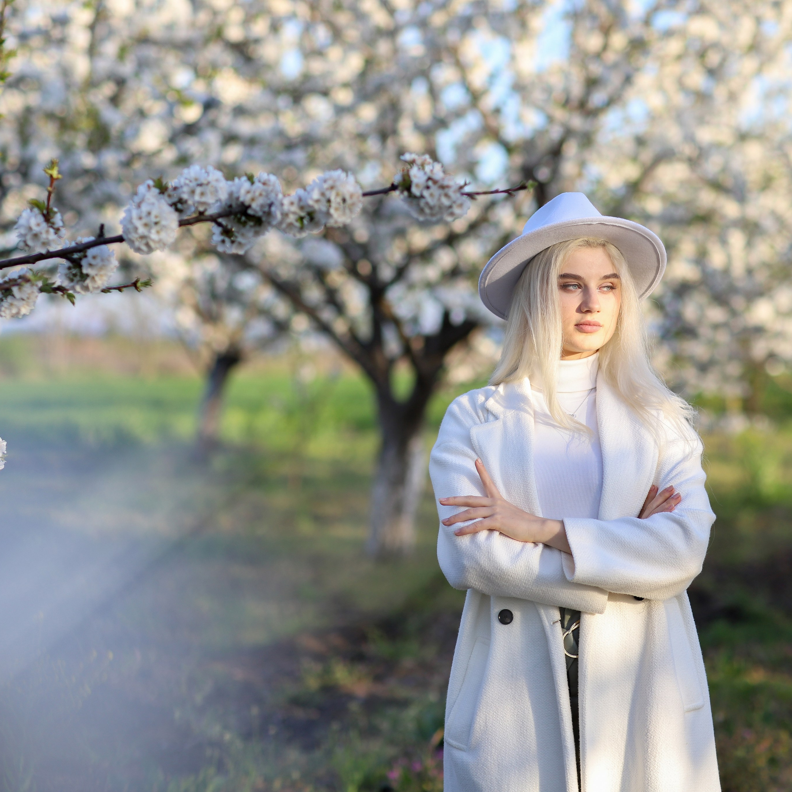 Яблони в цвету. Семейный и детский фотограф в Москве Ольга Тихонкова