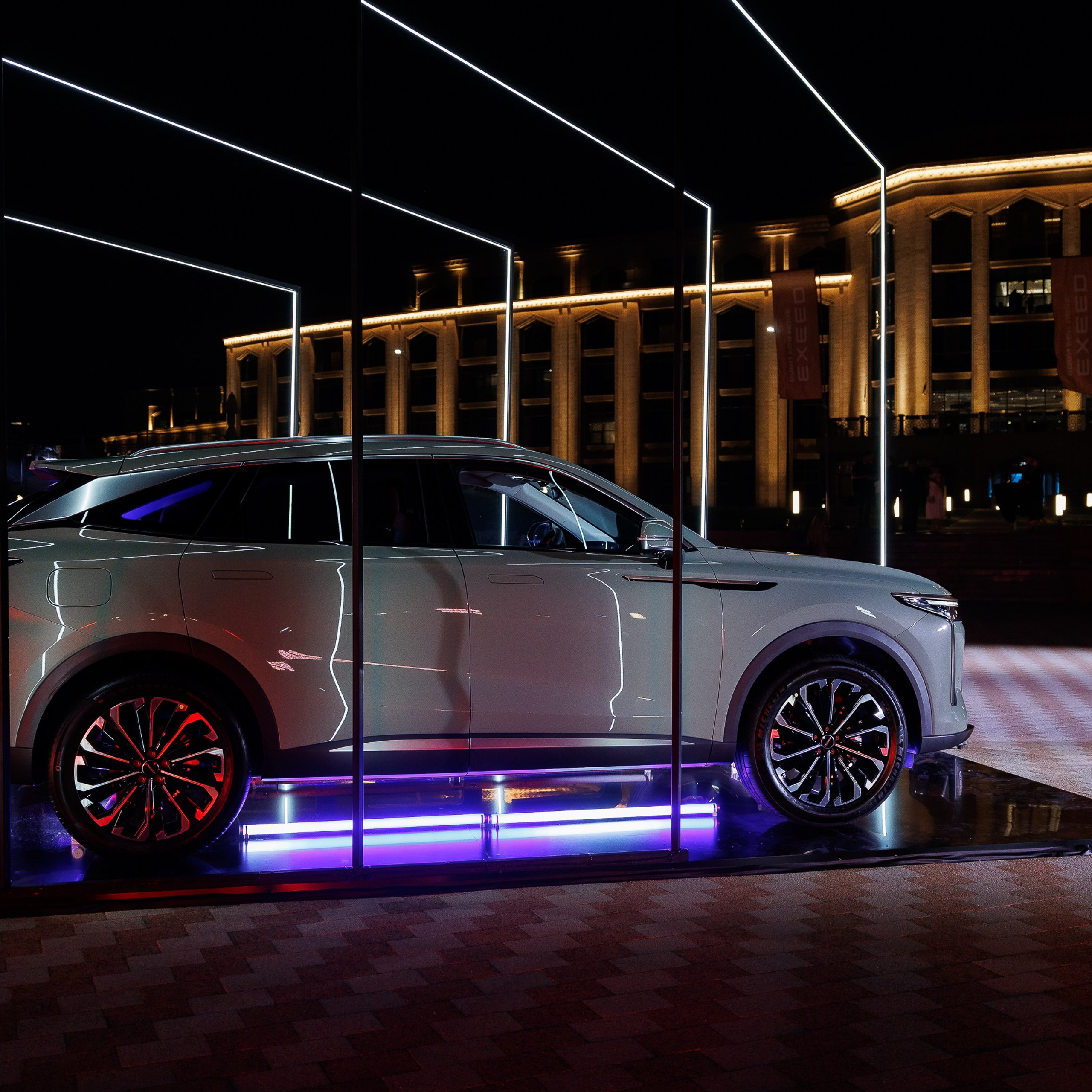 Презентация авто EXEED RX. Репортажный фотограф Казань | Предметный фотограф в Казани | Фотограф на корпоратив Казань