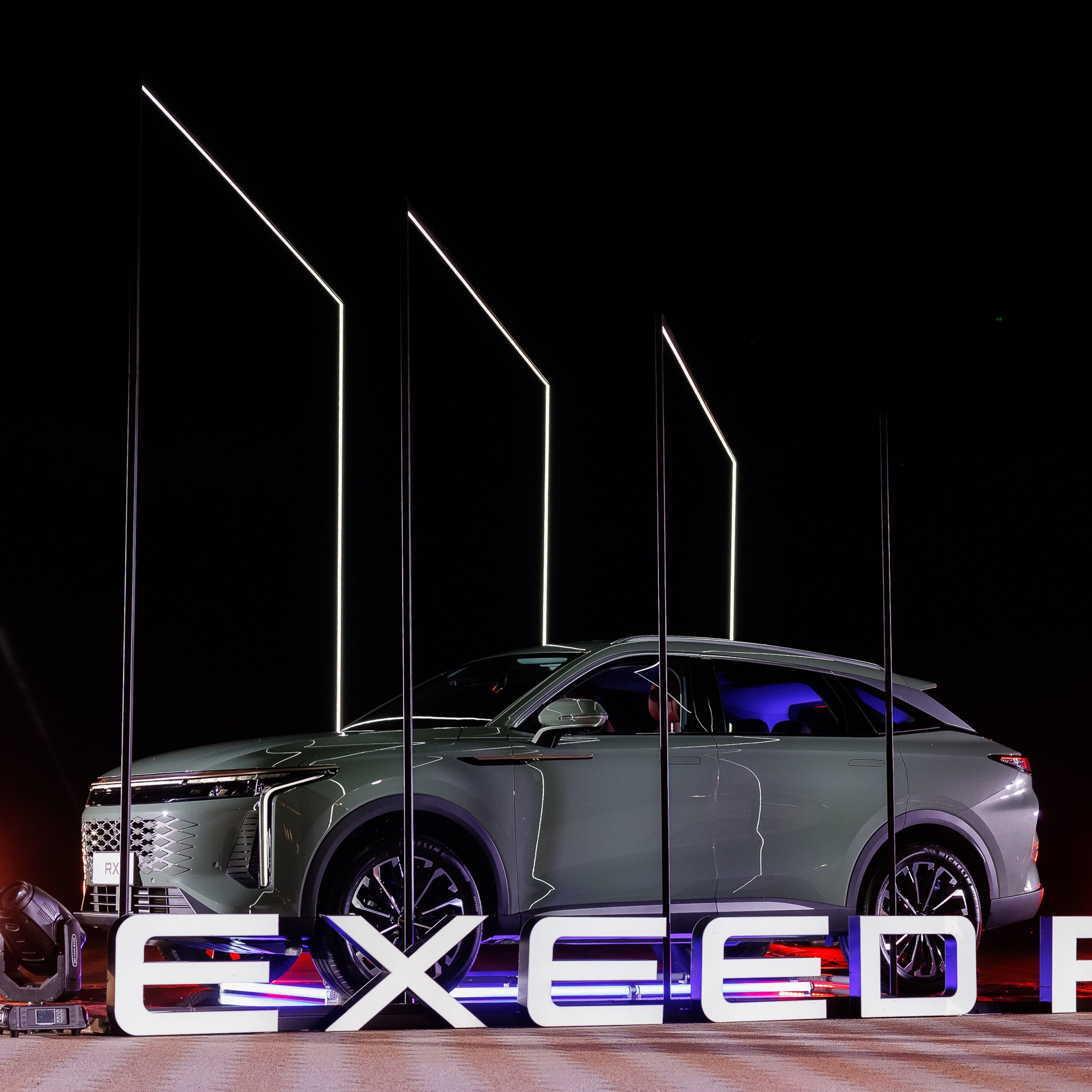 Презентация авто EXEED RX. Репортажный фотограф Казань | Предметный фотограф в Казани | Фотограф на корпоратив Казань