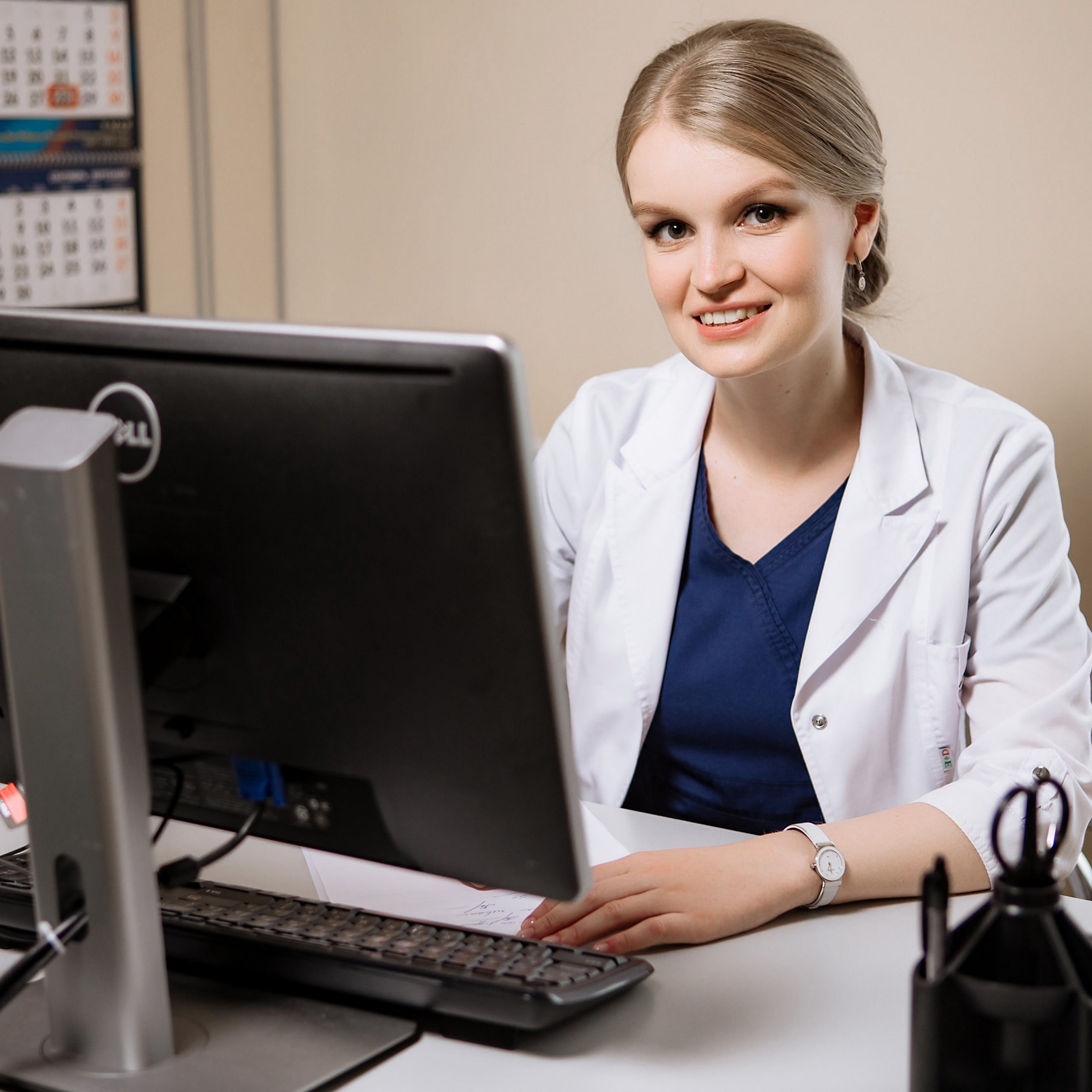 Врач за работой, контент фотография идеи, деловой портрет, фотограф Ксения Сытина