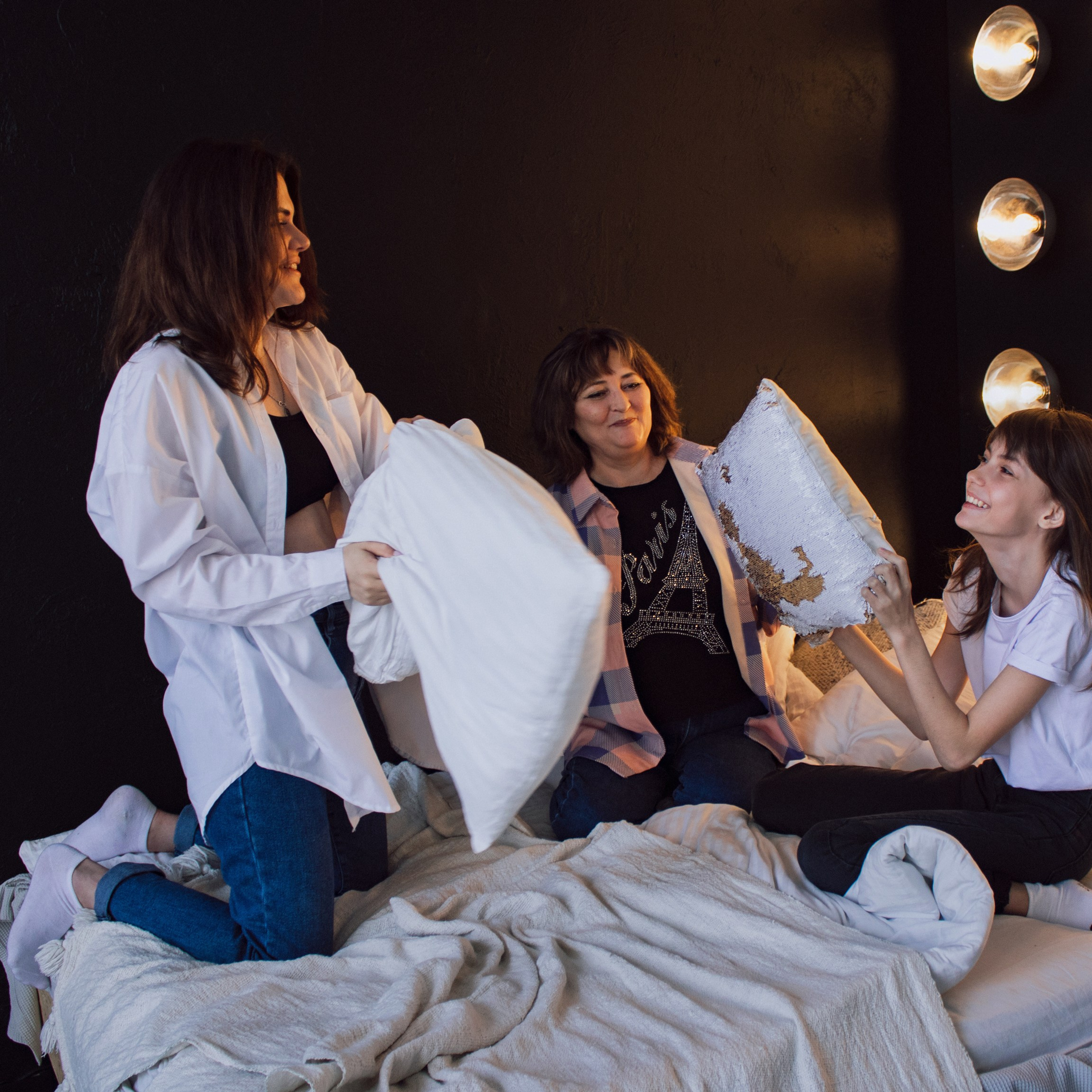 Мамины руки, мамино сердце 🤍 нежно хранят минуты детства. Фотограф в Сургуте Лина Серебрякова