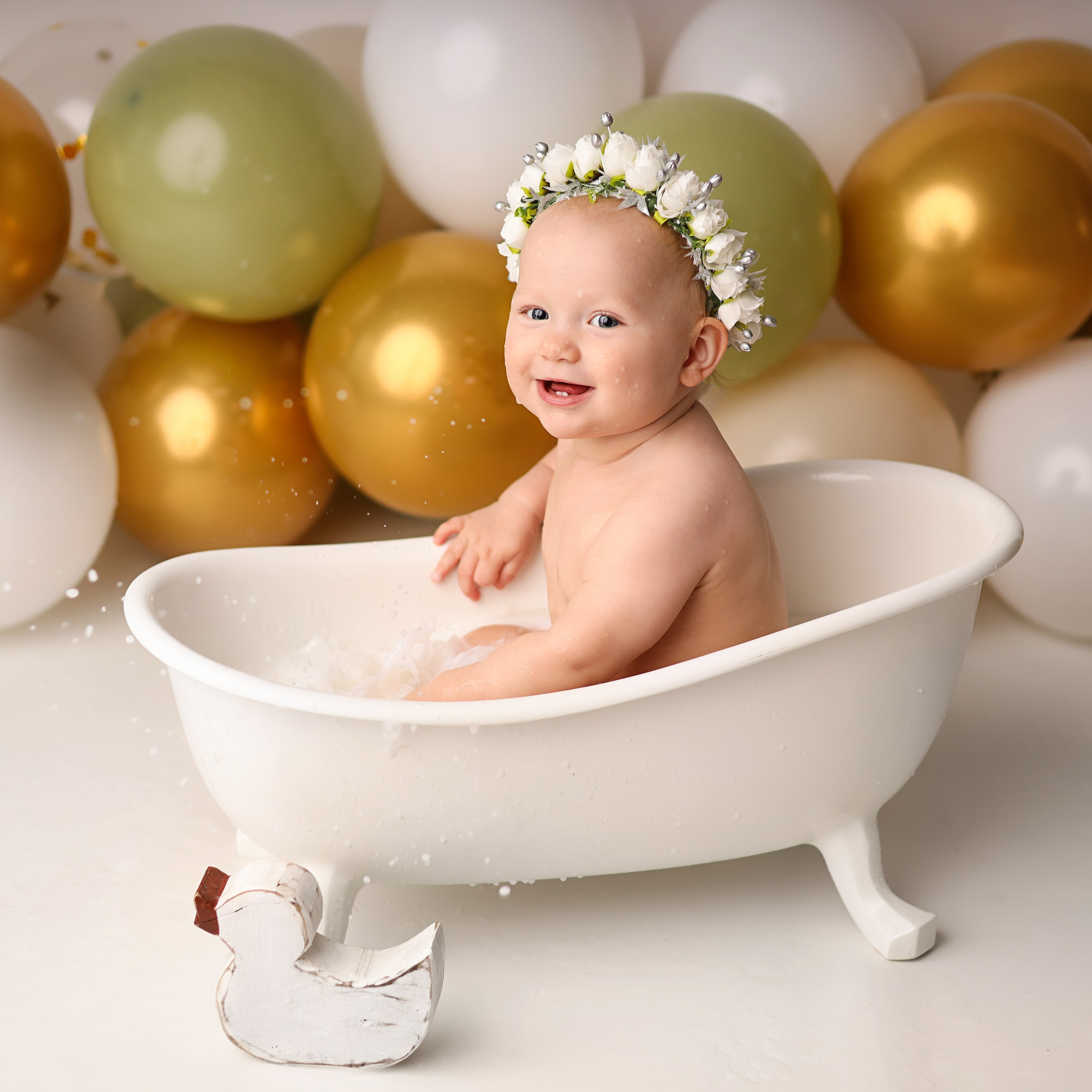 Алисе 1 годик