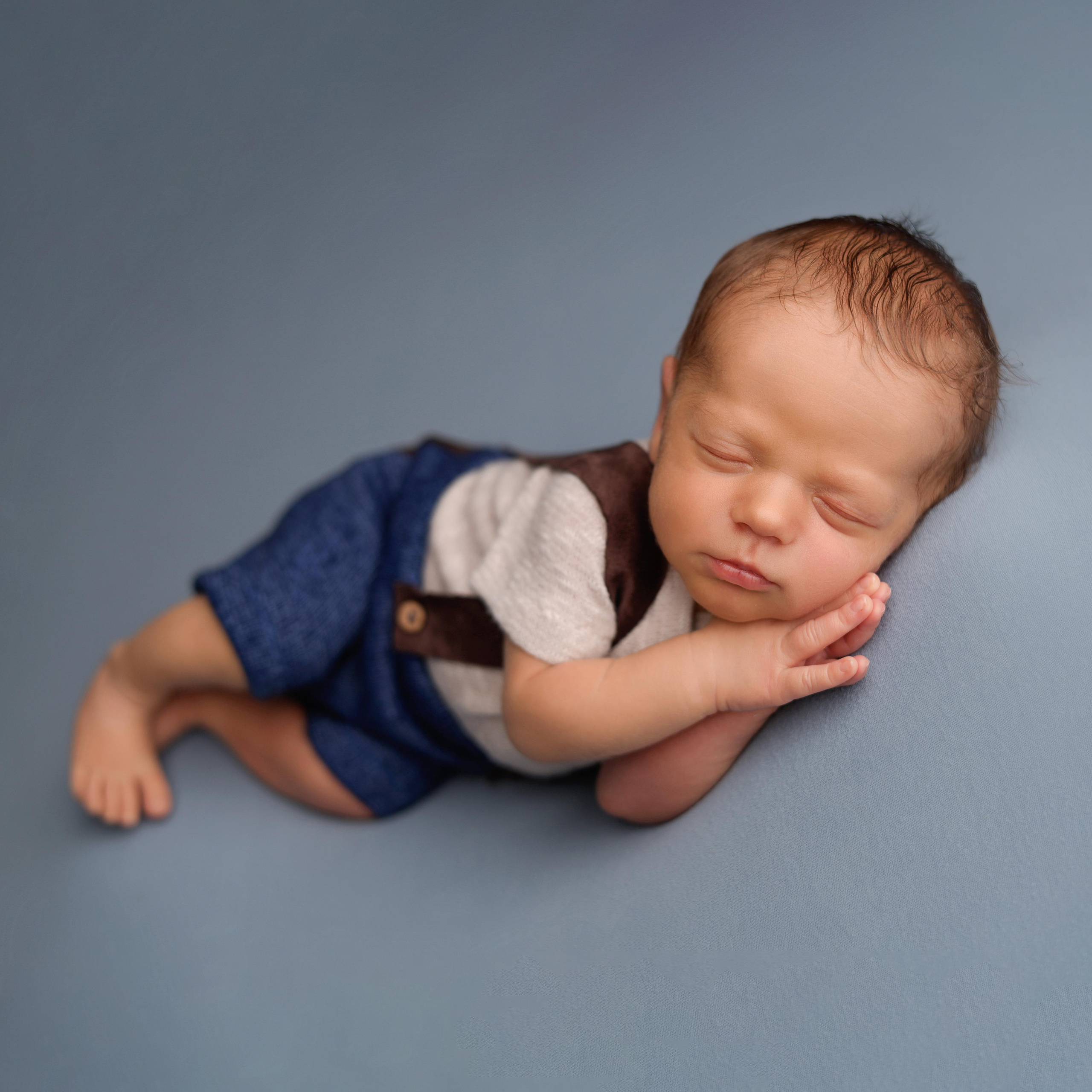 Ньюборн съемка Демида, оптимальный пакет