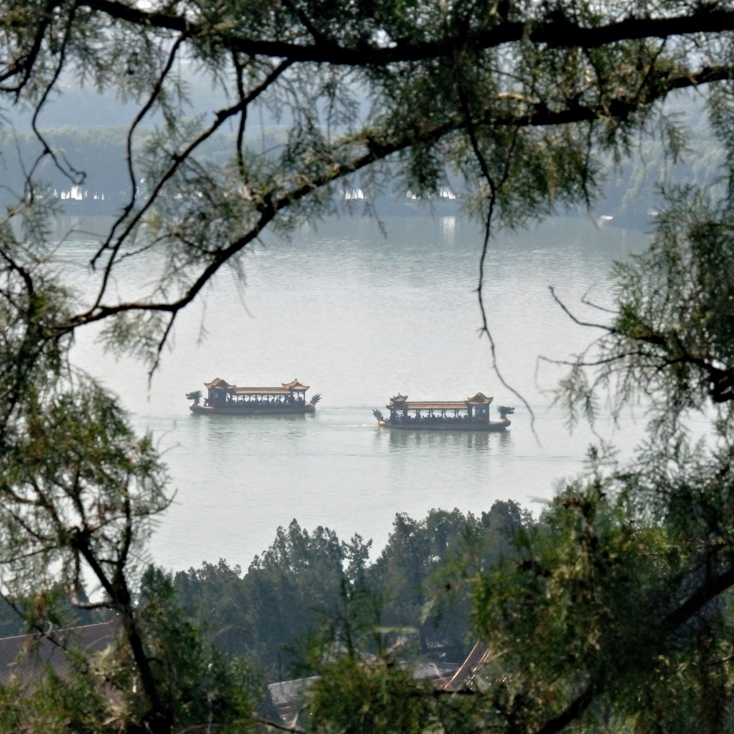 Парк Бэйхай