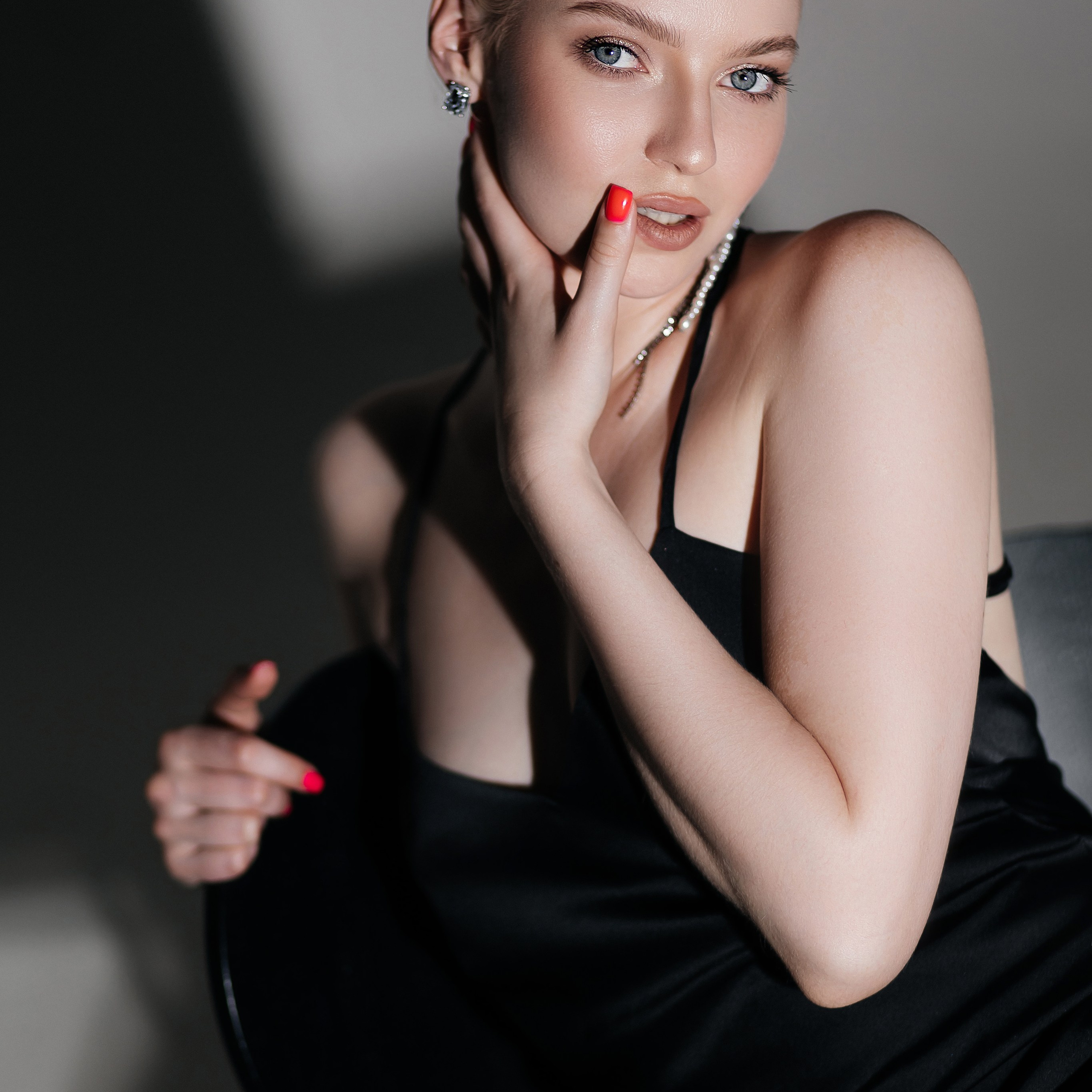 Виолетта. Фотограф в Москве Валерия Рожкова