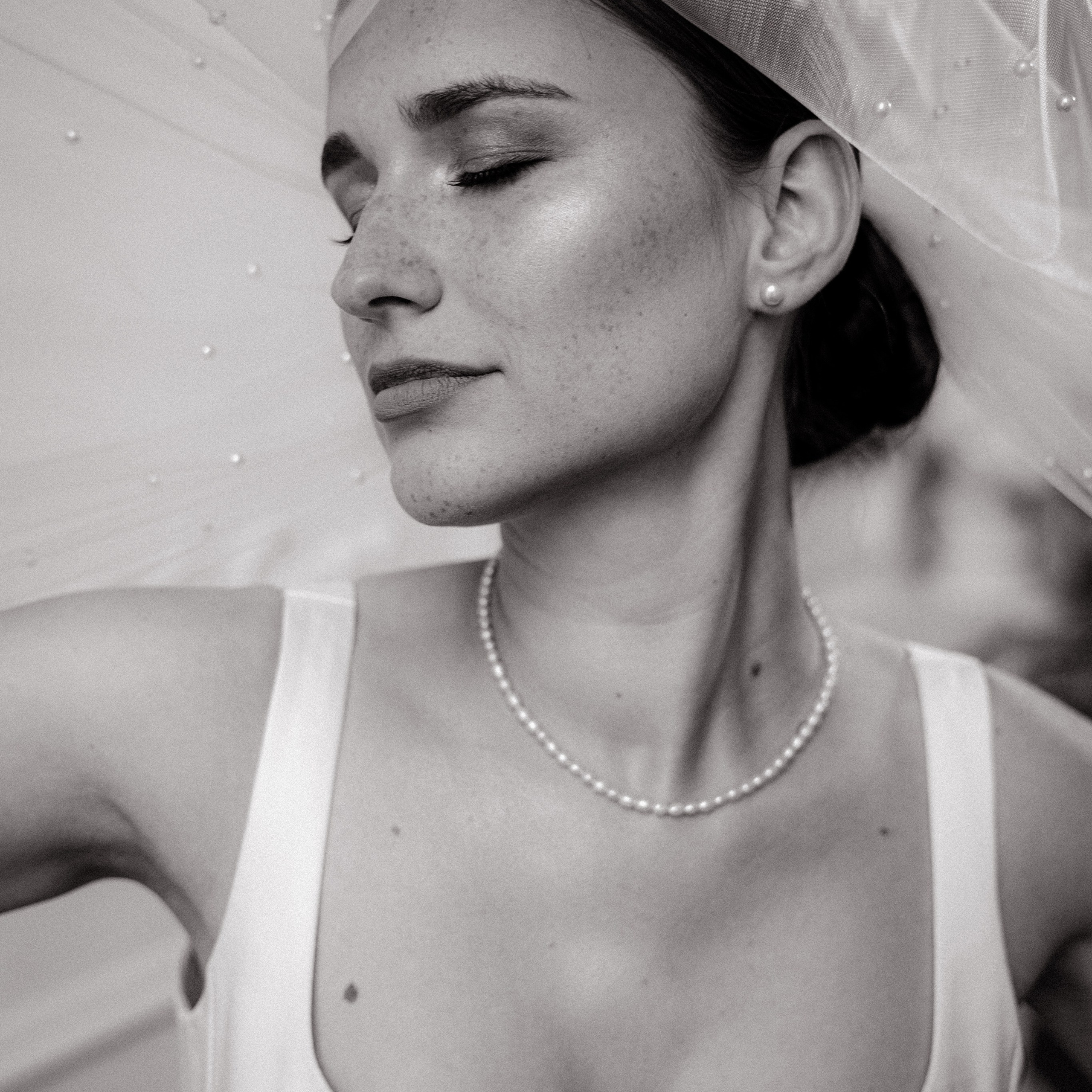 Портфолио свадебного фотографа в Москве. Фотосессия с лошадьми Москва. Фотограф на свадьбу в Москве. Свадебная фотосессия на черном фоне. Фотограф в Москве Валерия Рожкова