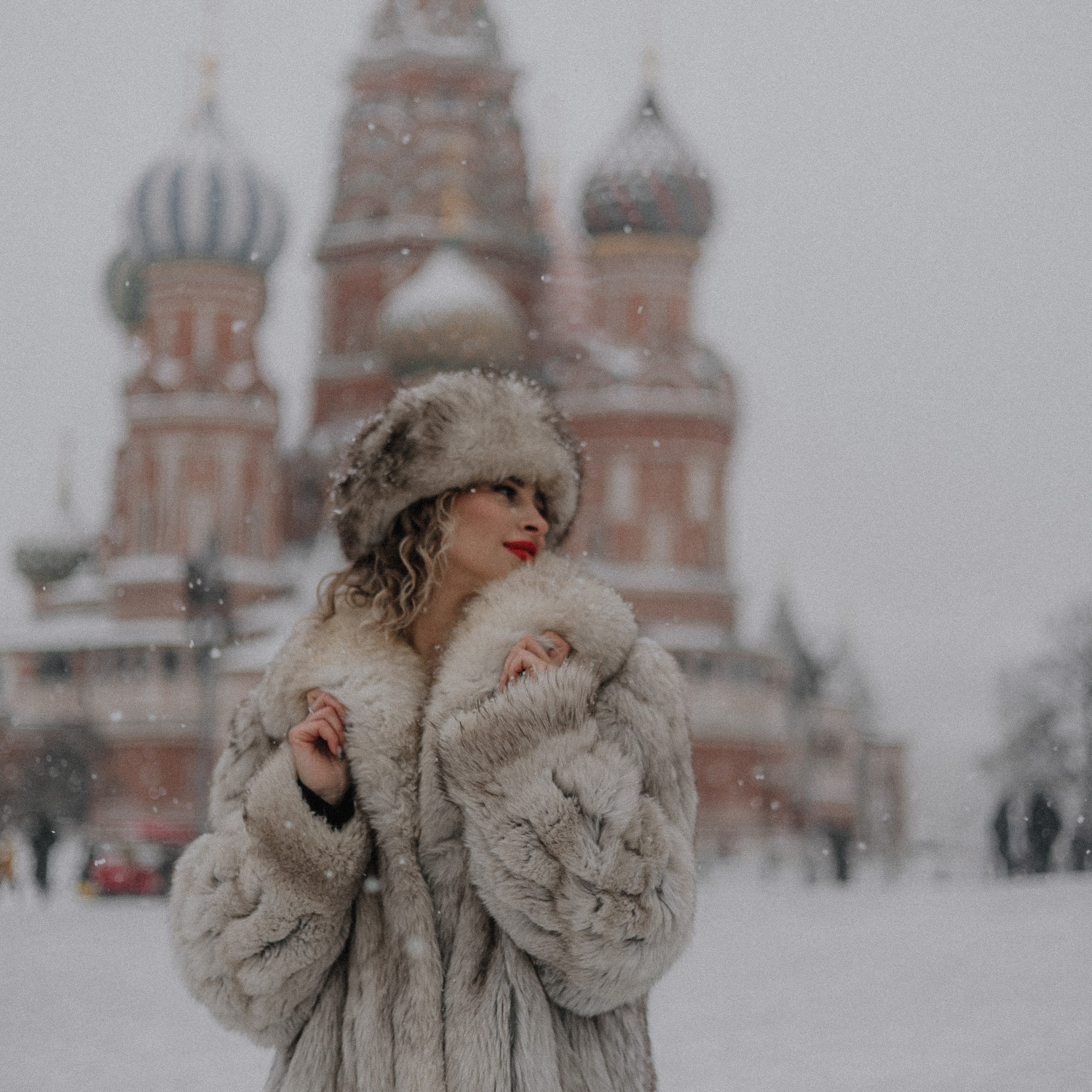 Фотосессия в стиле russian girl рашн герл под ключ в Москве. Креативная фотосессия Москва. Фотограф Москва. Фотосессия в Москве. Фотограф в Москве Валерия Рожкова