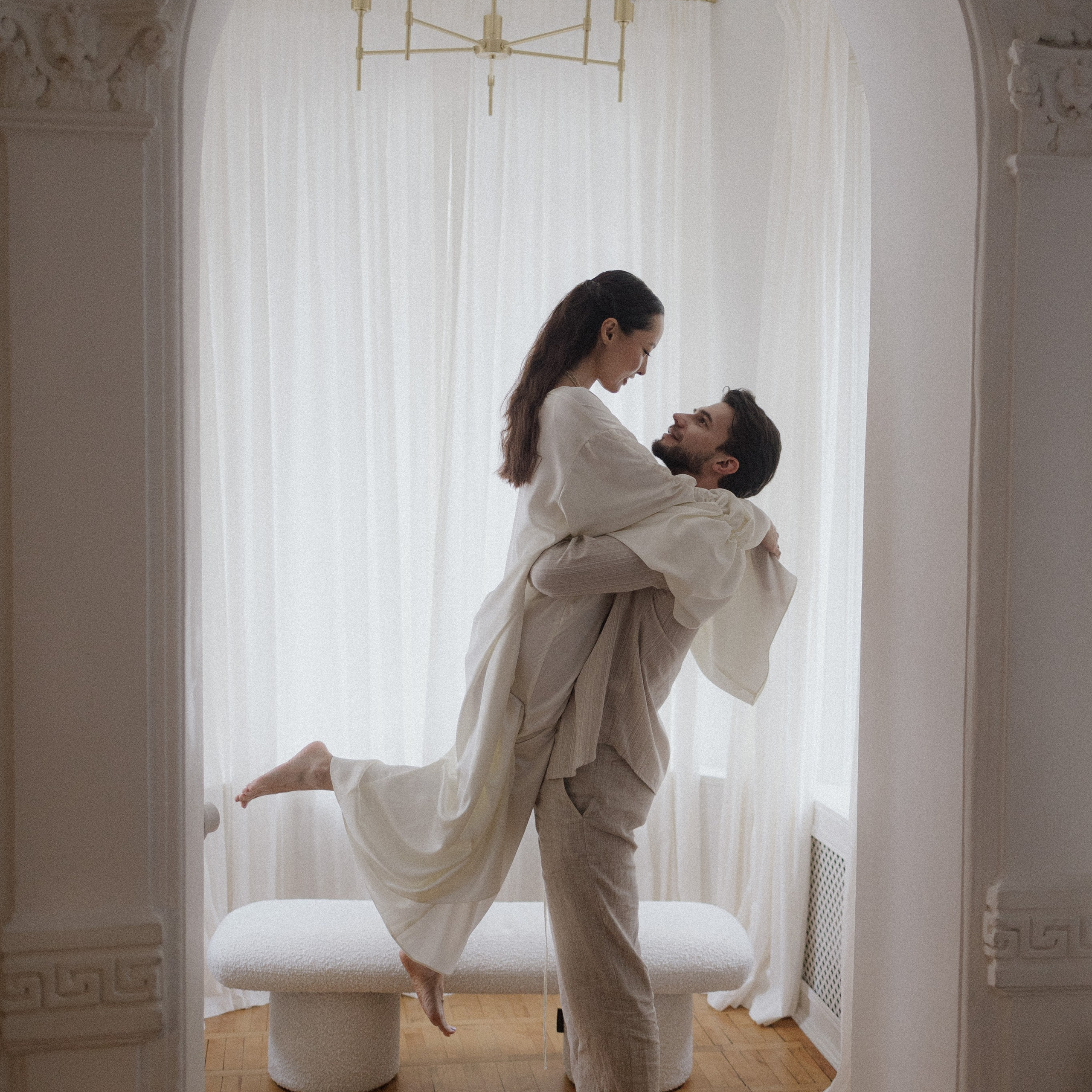 Свадебная фотосессия в студии в Москве. Свадебный фотограф в Москве. свадебная фотосессия Москва. Утро невесты Москва. Фотограф в Москве Валерия Рожкова