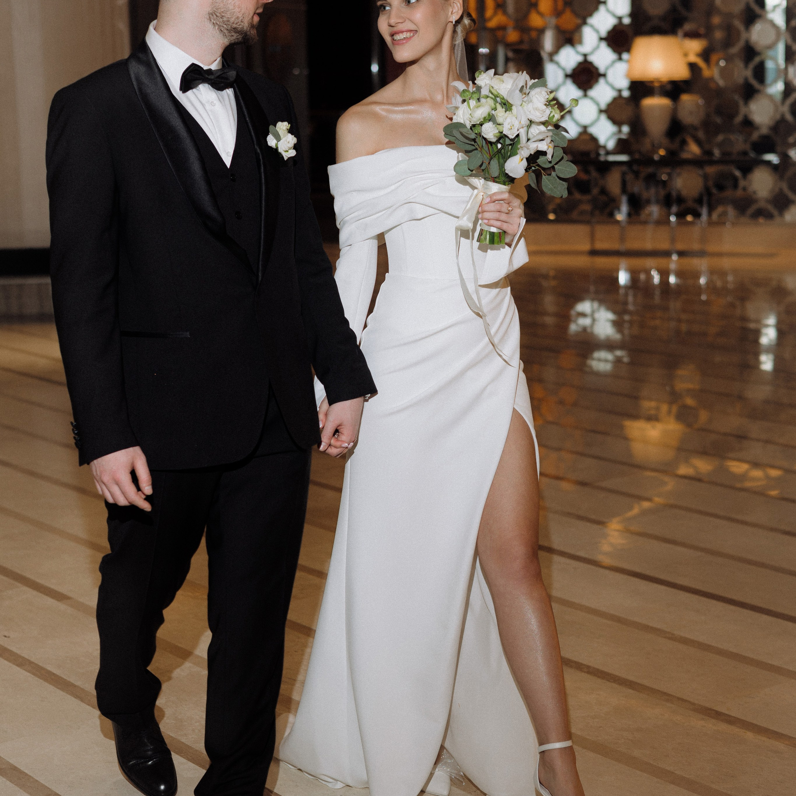 Свадебная фотосессия на стадионе Спартак. Свадебный фотограф в Москве. свадебная фотосессия Москва. Фотограф в Москве Валерия Рожкова