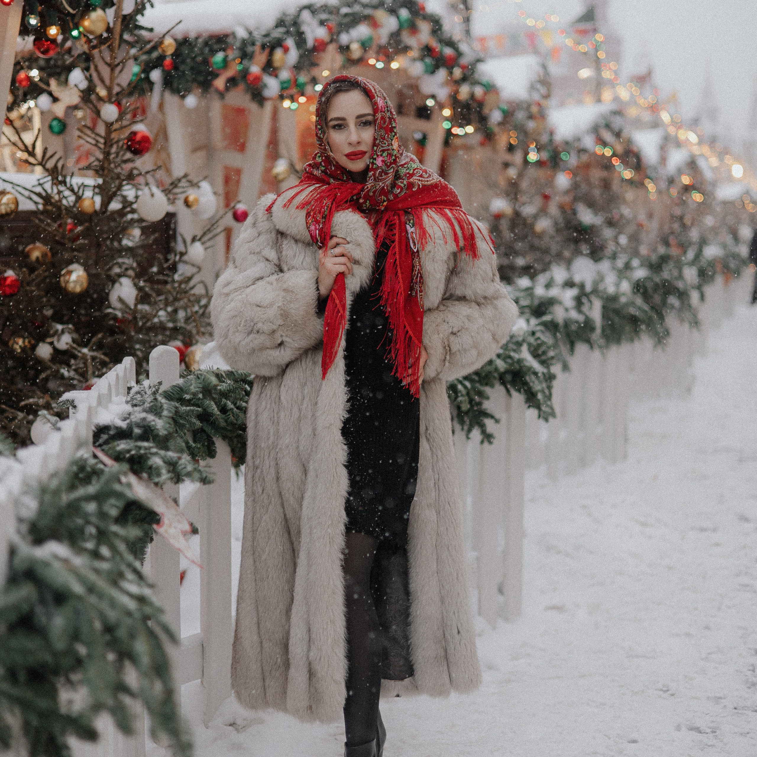 Фотосессия в стиле russian girl рашн герл под ключ в Москве. Креативная фотосессия Москва. Фотограф Москва. Фотосессия в Москве. Фотограф в Москве Валерия Рожкова