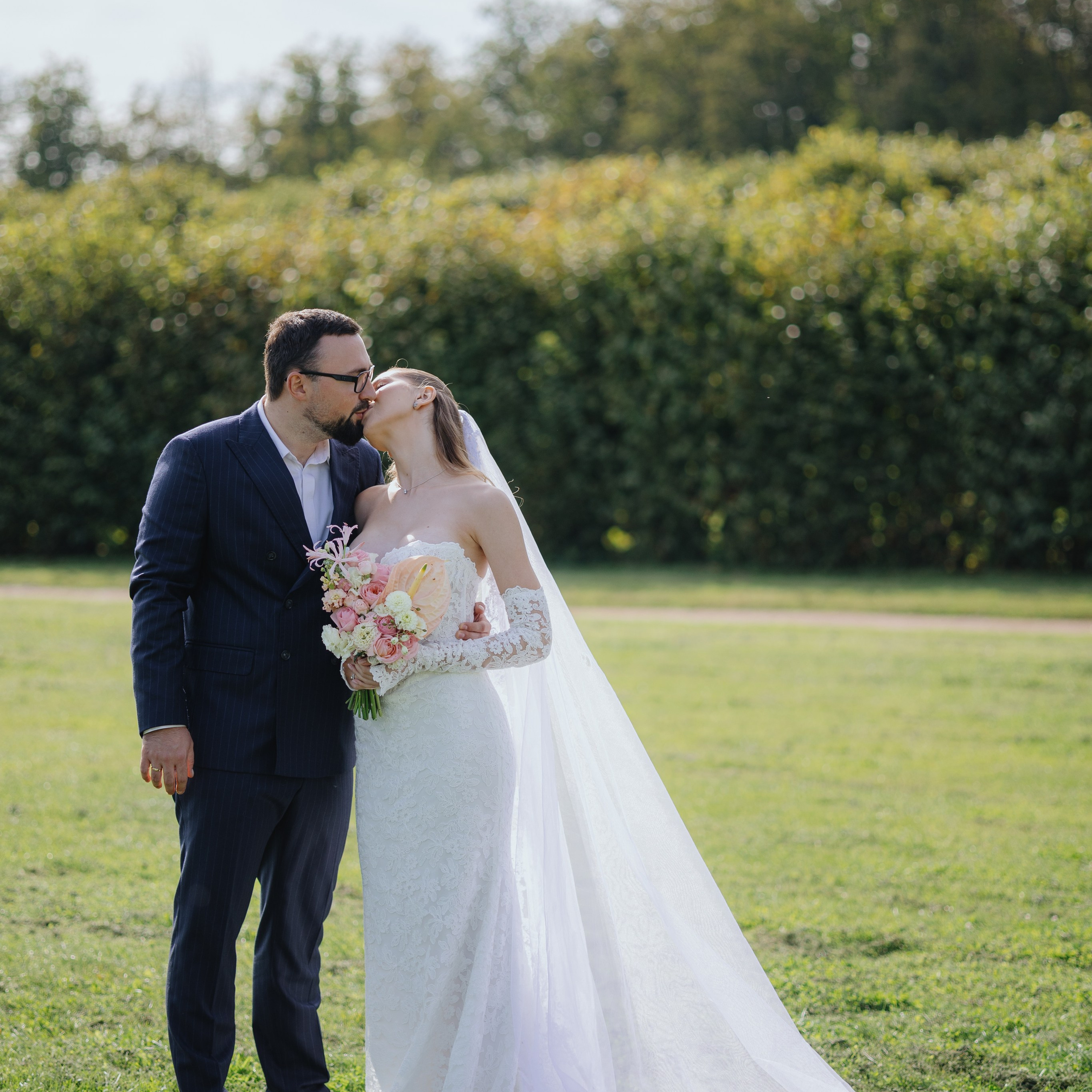 Свадебная фотосесссия в Архангельском. Фотограф в Москве Валерия Рожкова