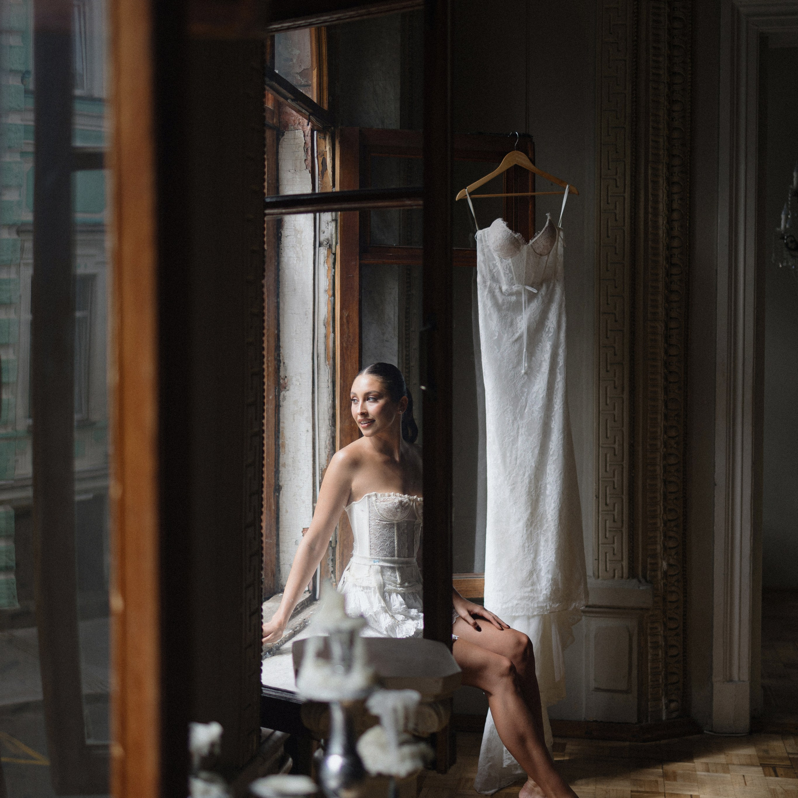 Фотосессия с кабриолетом в Москве свадебная. Свадебный фотограф Москва. Фотограф в Москве Валерия Рожкова