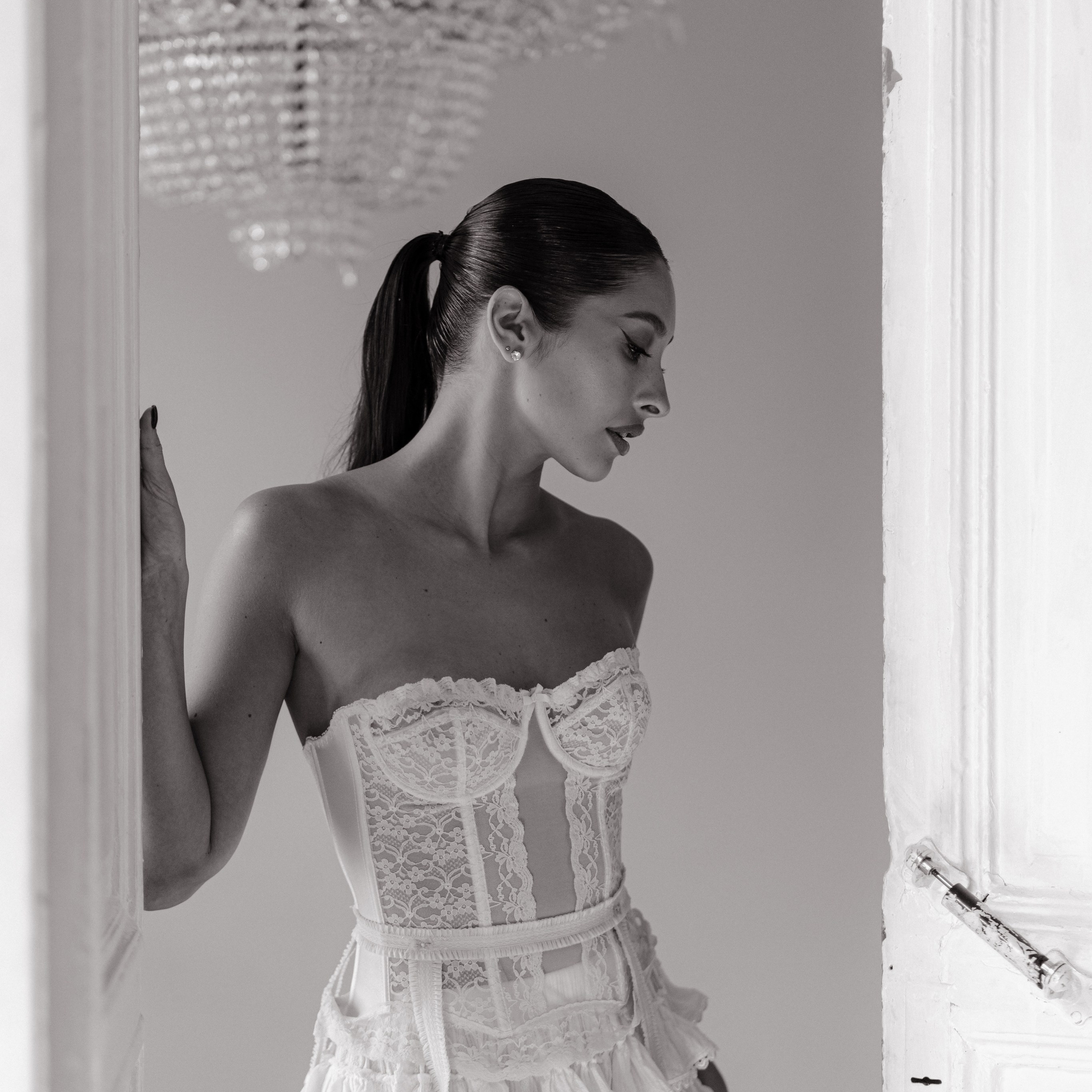 Фотосессия с кабриолетом в Москве свадебная. Свадебный фотограф Москва. Фотограф в Москве Валерия Рожкова