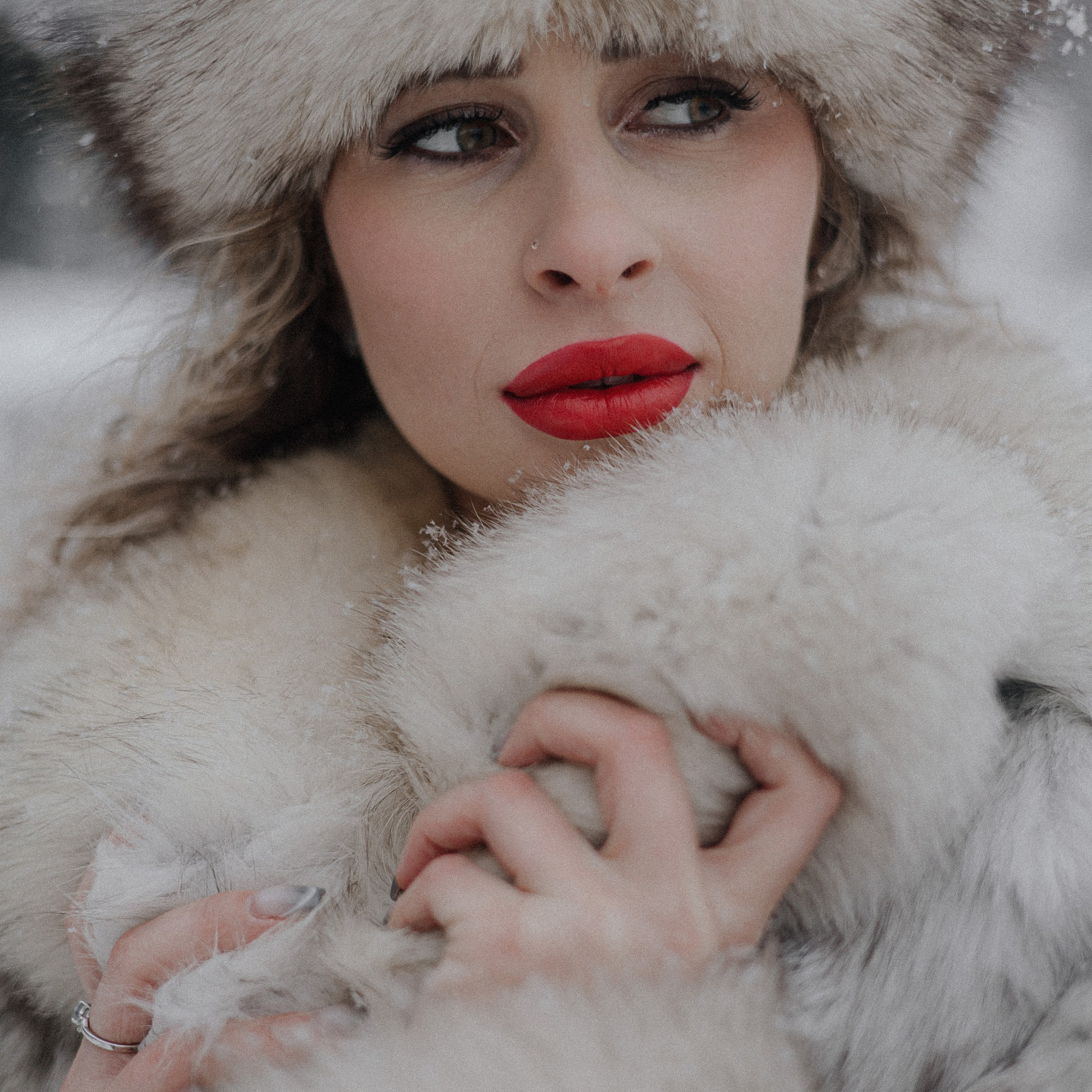 Фотосессия в стиле russian girl рашн герл под ключ в Москве. Креативная фотосессия Москва. Фотограф Москва. Фотосессия в Москве. Фотограф в Москве Валерия Рожкова