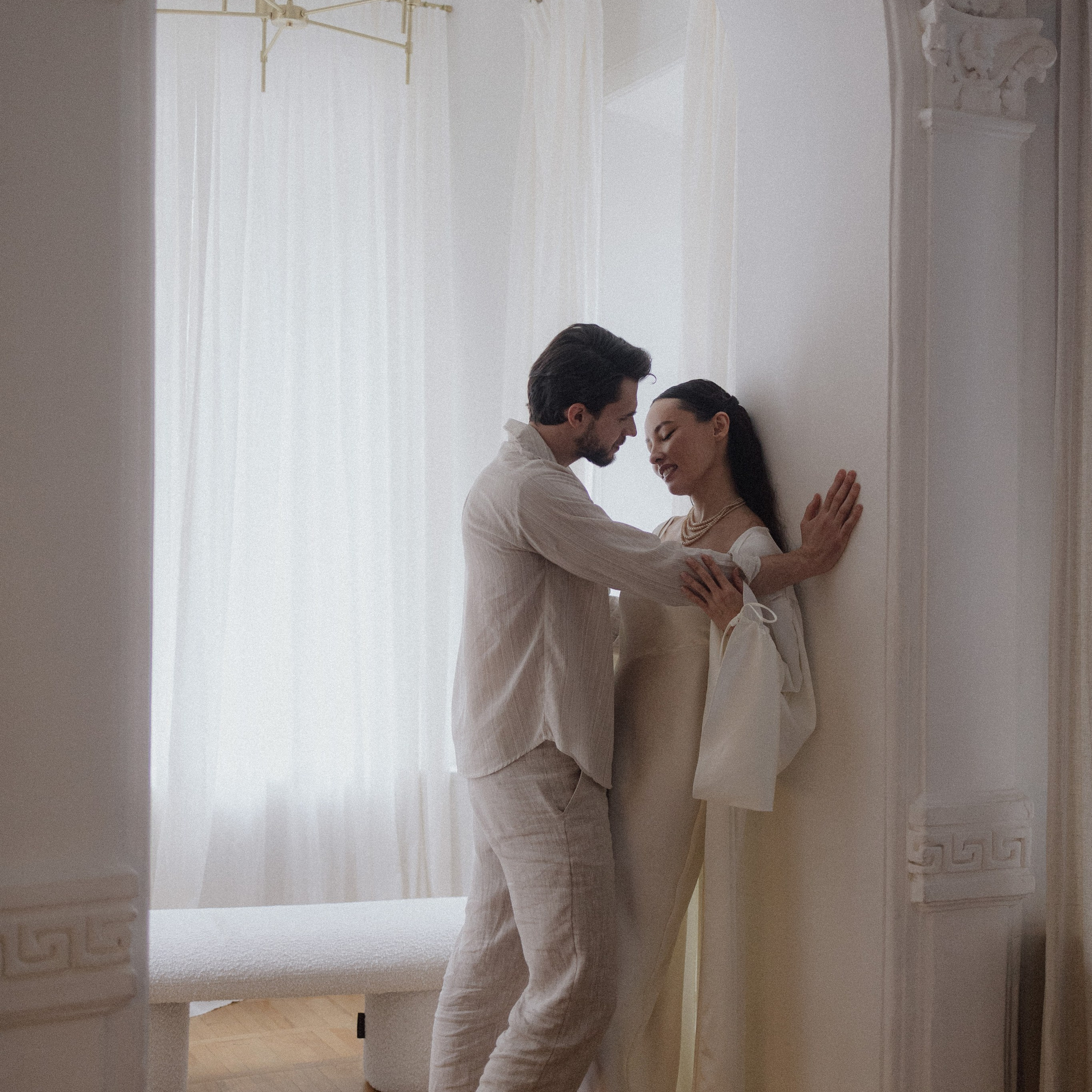 Свадебная фотосессия в студии в Москве. Свадебный фотограф в Москве. свадебная фотосессия Москва. Утро невесты Москва. Фотограф в Москве Валерия Рожкова