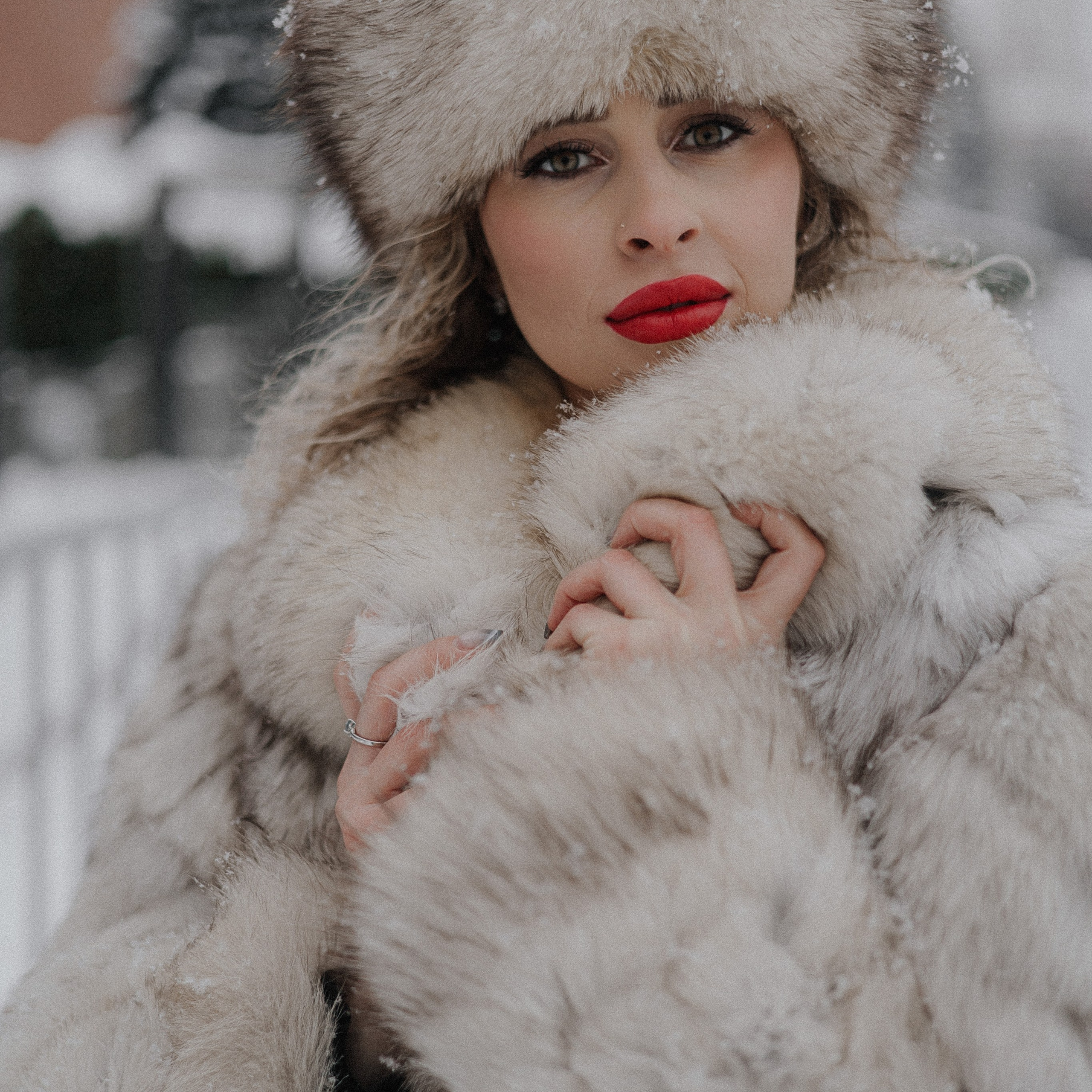 Фотосессия в стиле russian girl рашн герл под ключ в Москве. Креативная фотосессия Москва. Фотограф Москва. Фотосессия в Москве. Фотограф в Москве Валерия Рожкова