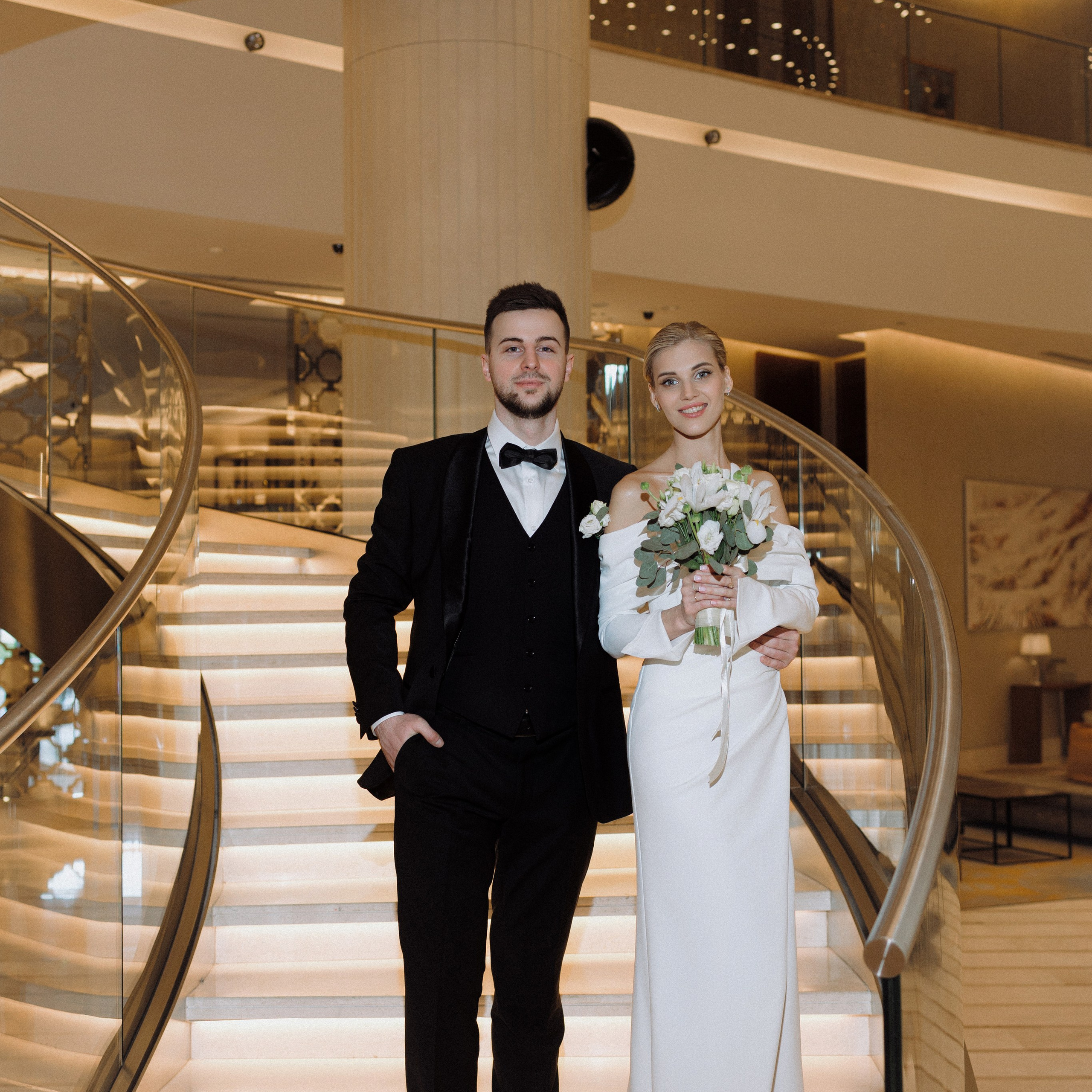 Свадебная фотосессия на стадионе Спартак. Свадебный фотограф в Москве. свадебная фотосессия Москва. Фотограф в Москве Валерия Рожкова