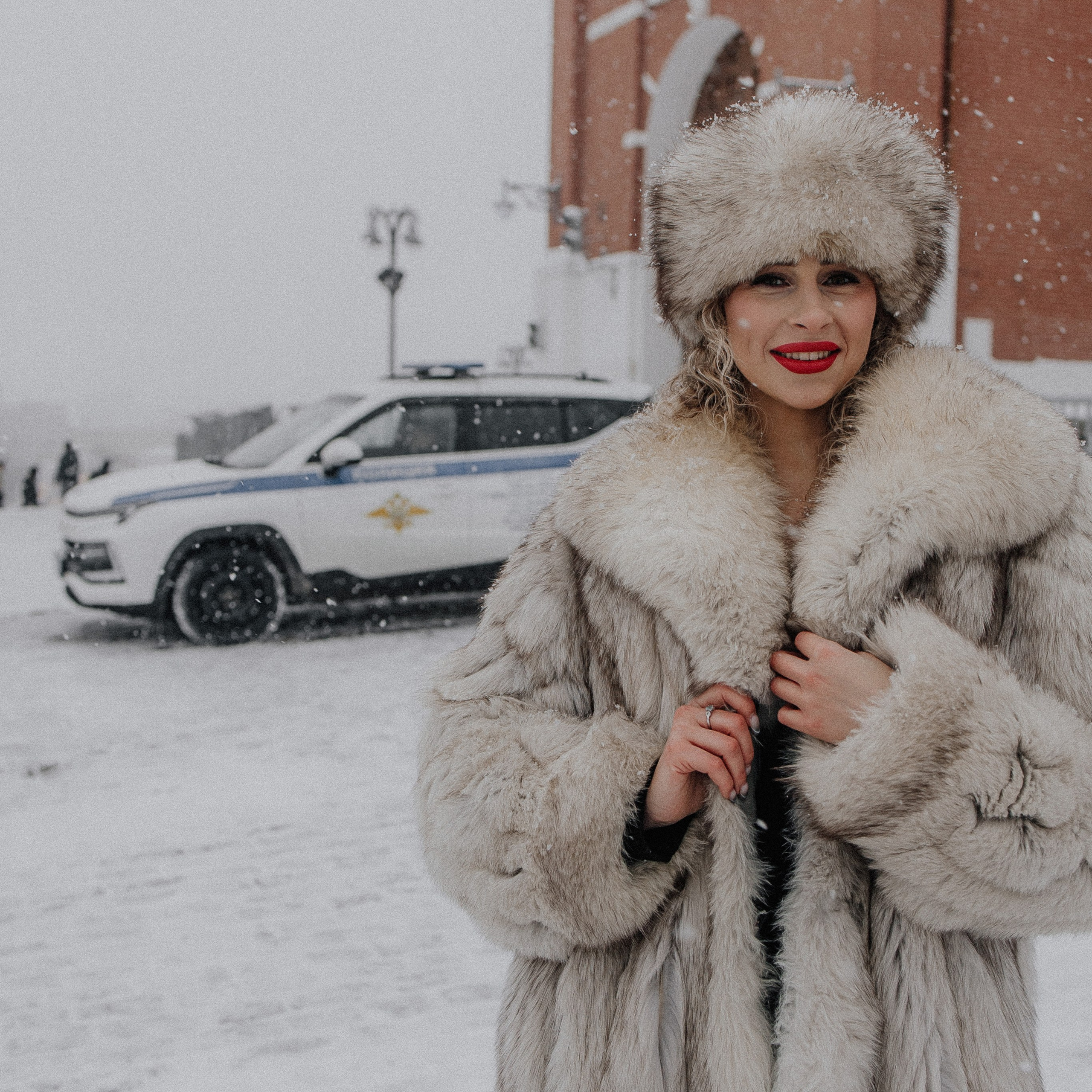 Фотосессия в стиле russian girl рашн герл под ключ в Москве. Креативная фотосессия Москва. Фотограф Москва. Фотосессия в Москве. Фотограф в Москве Валерия Рожкова