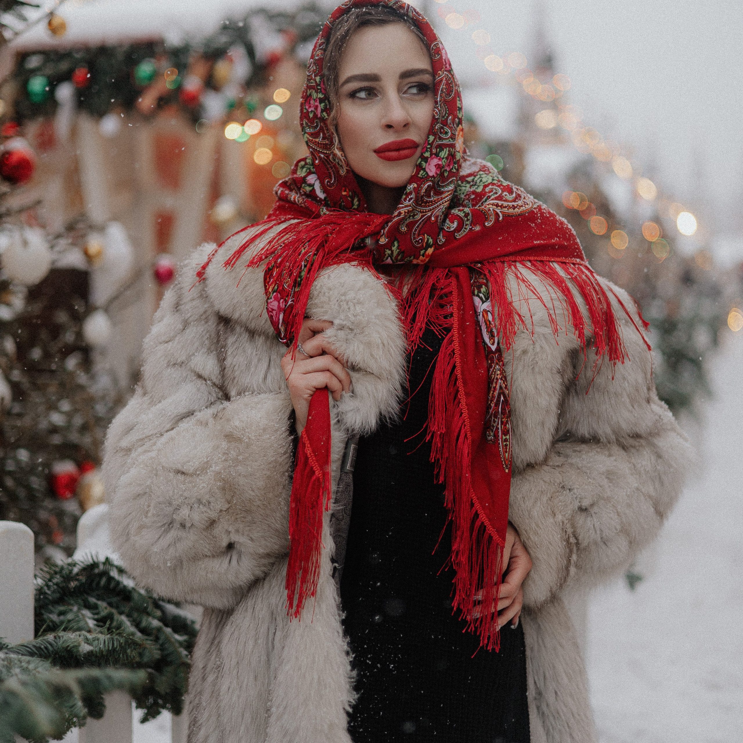 Фотосессия в стиле russian girl рашн герл под ключ в Москве. Креативная фотосессия Москва. Фотограф Москва. Фотосессия в Москве. Фотограф в Москве Валерия Рожкова