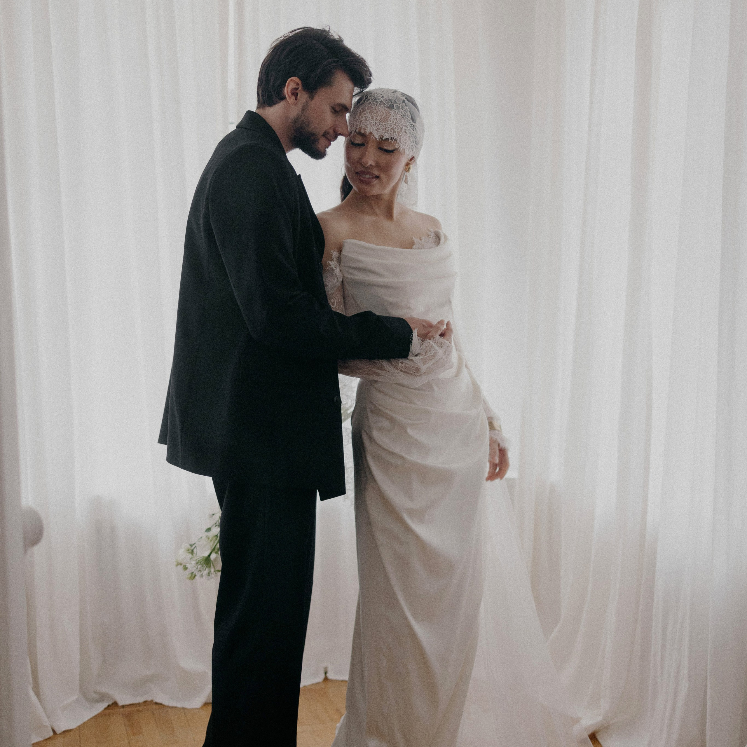 Свадебная фотосессия в студии в Москве. Свадебный фотограф в Москве. свадебная фотосессия Москва. Утро невесты Москва. Фотограф в Москве Валерия Рожкова