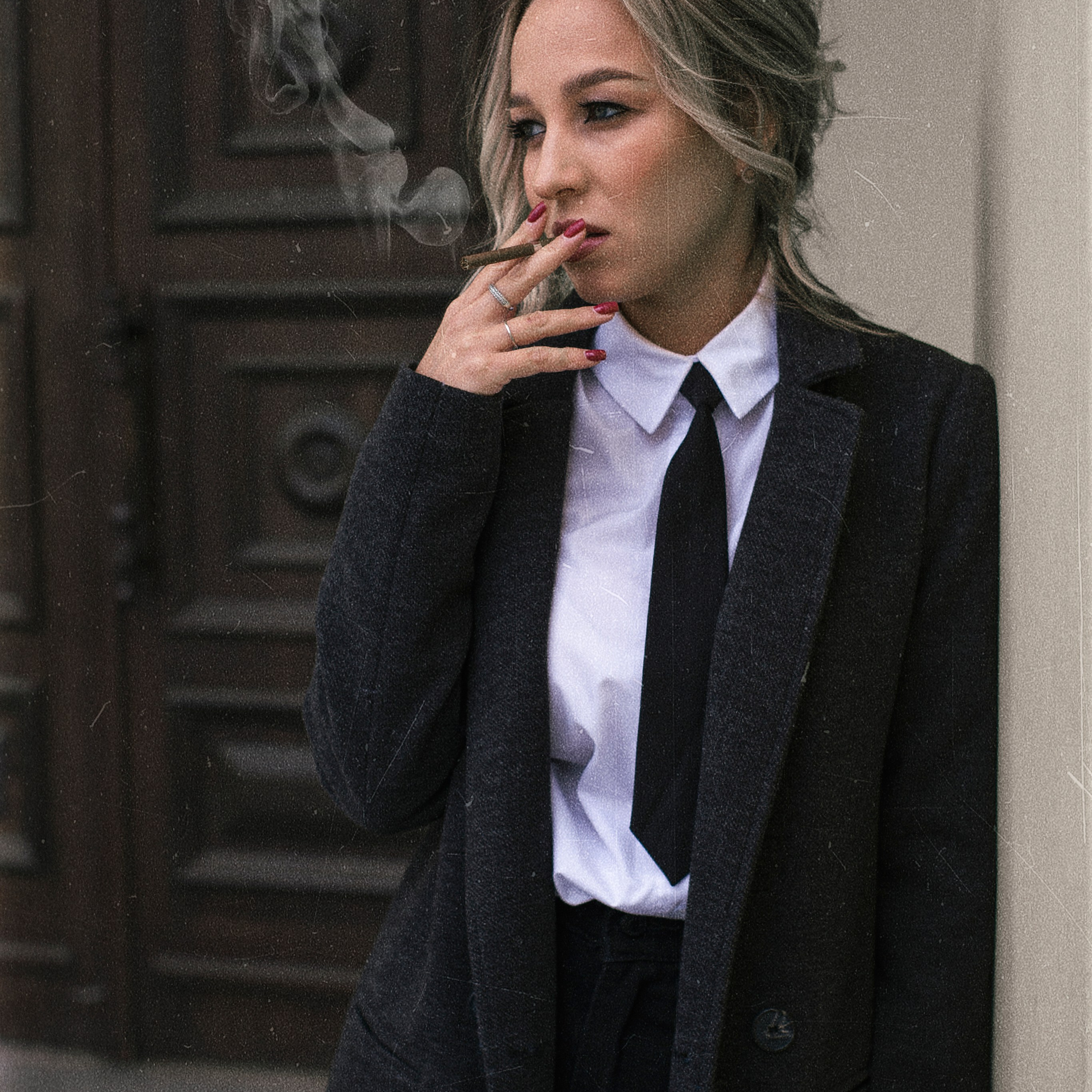 «Острые козырьки». Алина