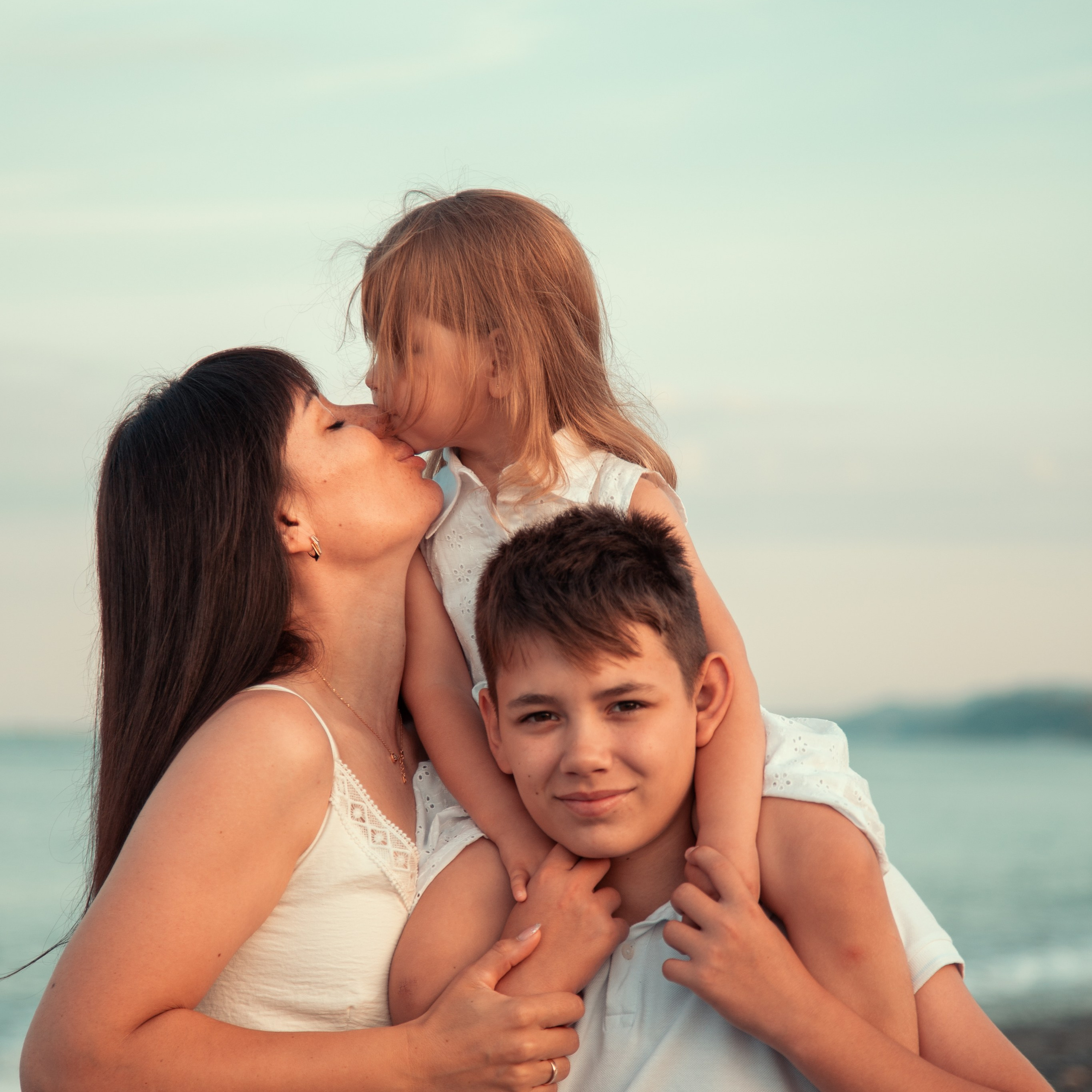 Завтрак у моря в Лоо на пляже «Горный Воздух»