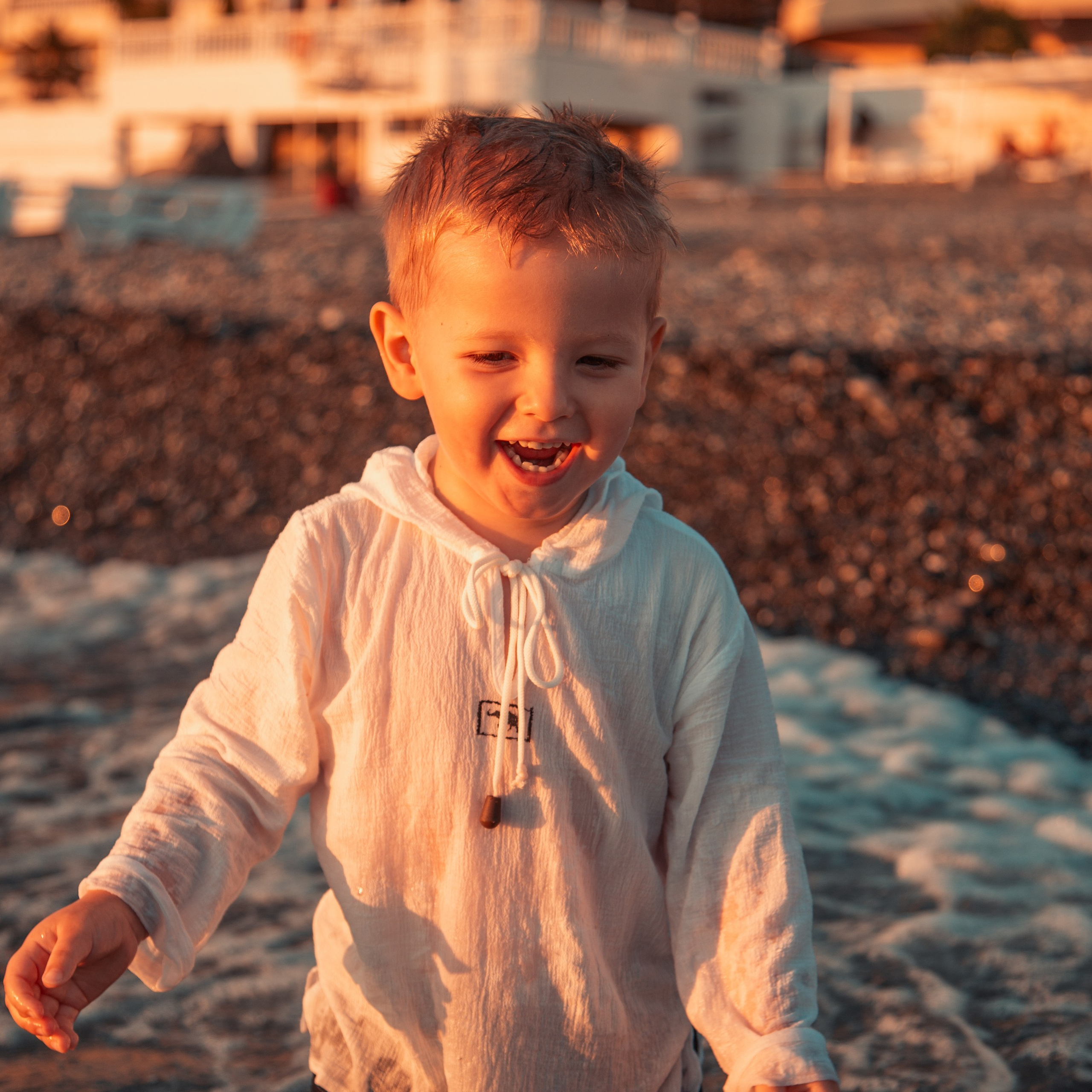 В лучах закатного солнца