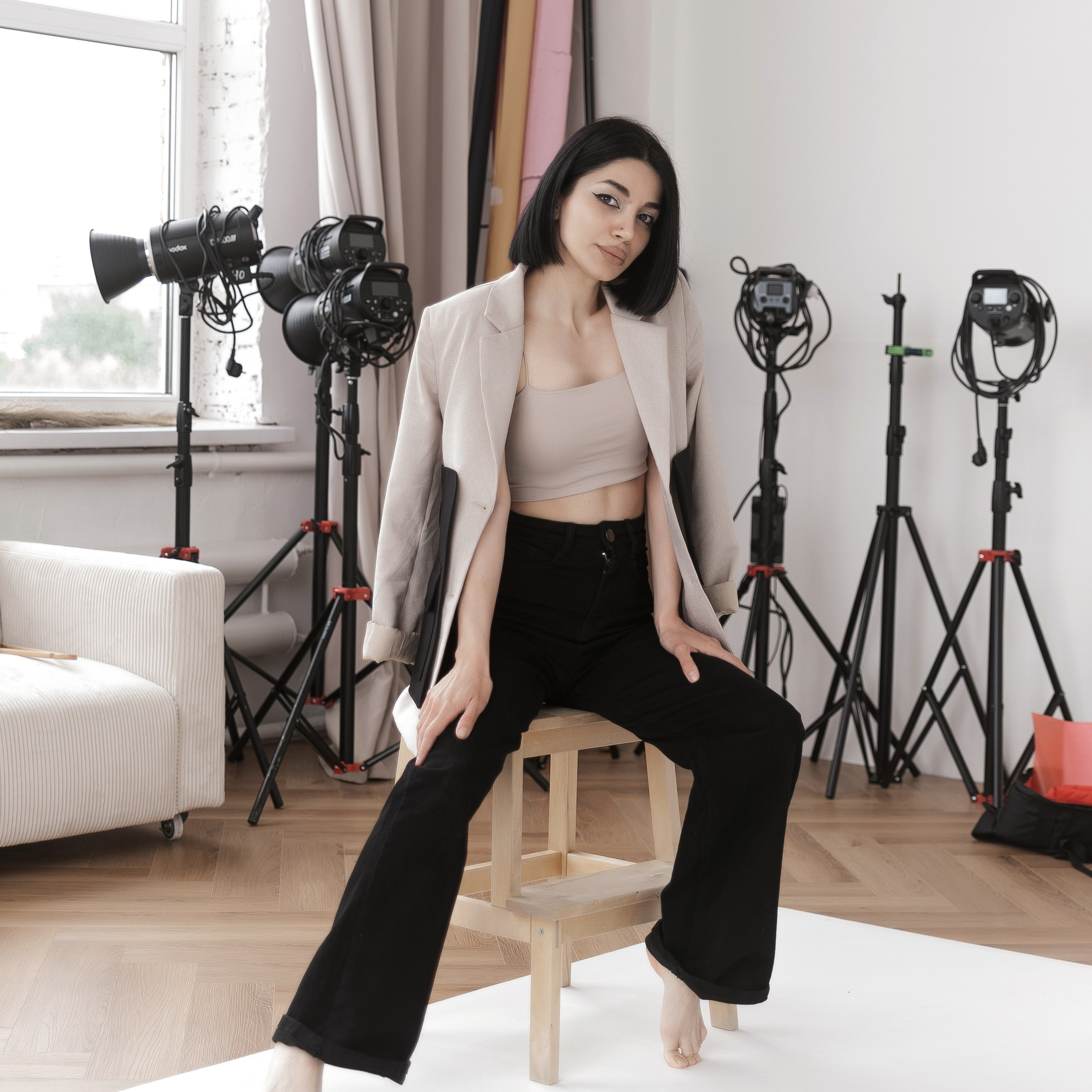 Мастер пирсинга