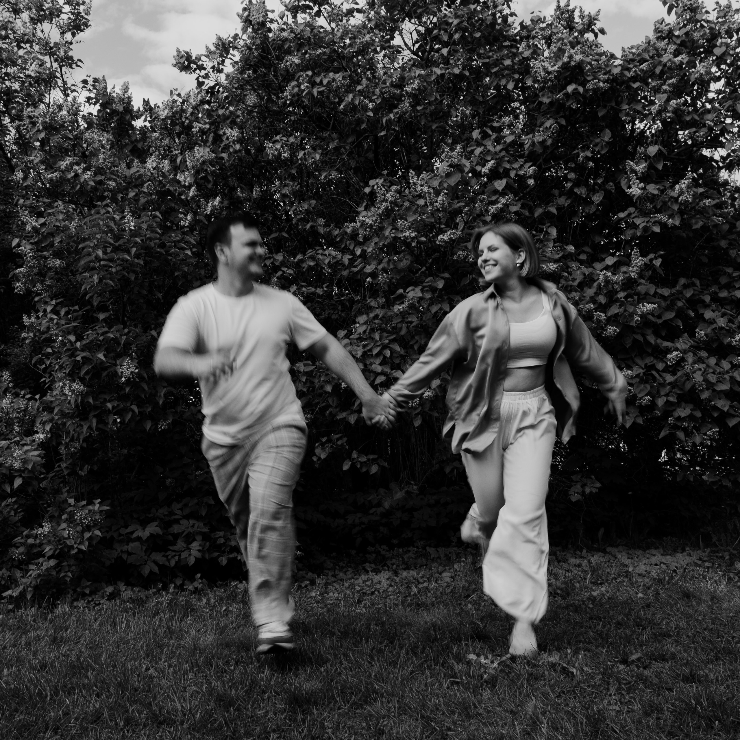 Настя и Вова в сирени