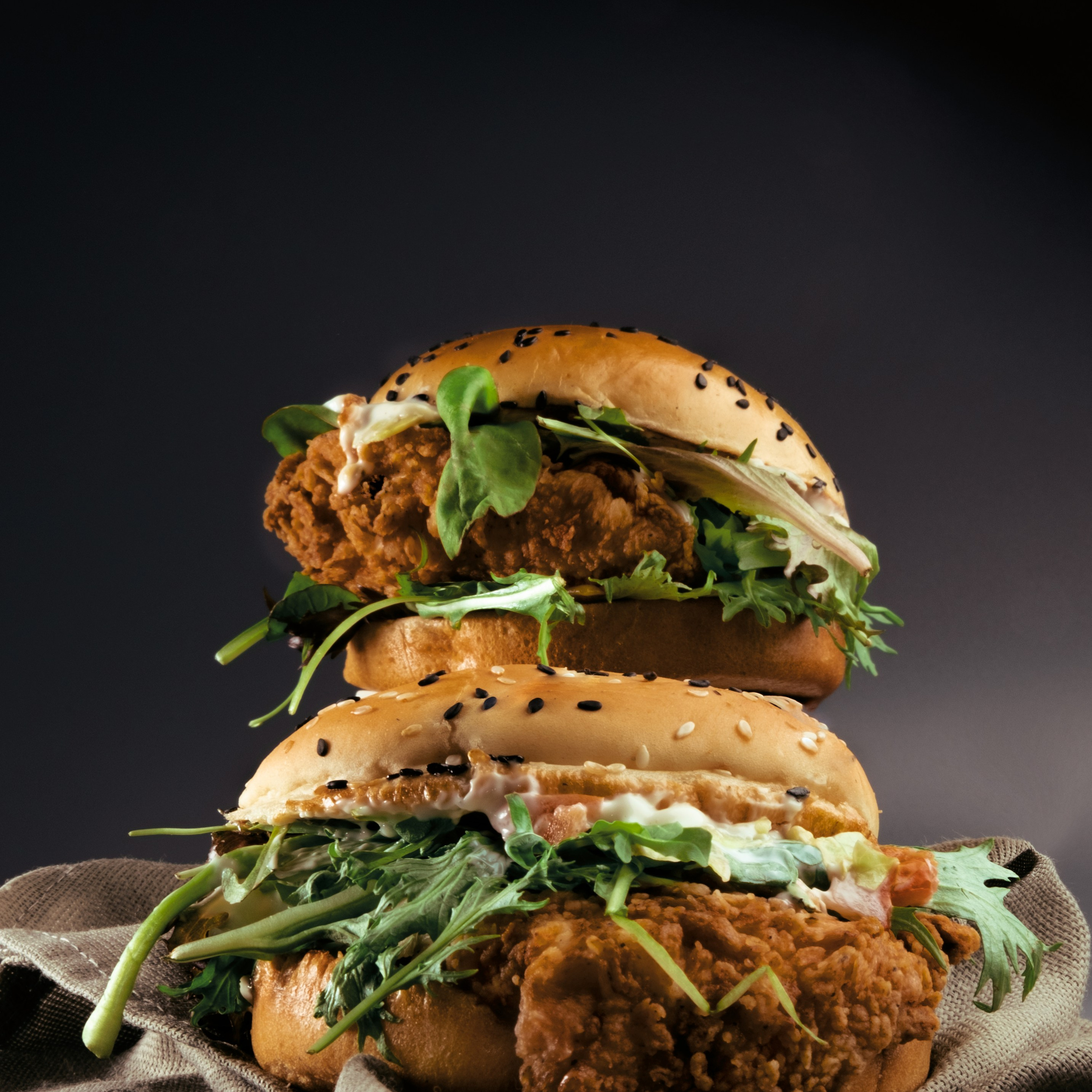 фуд съёмка на черном фоне