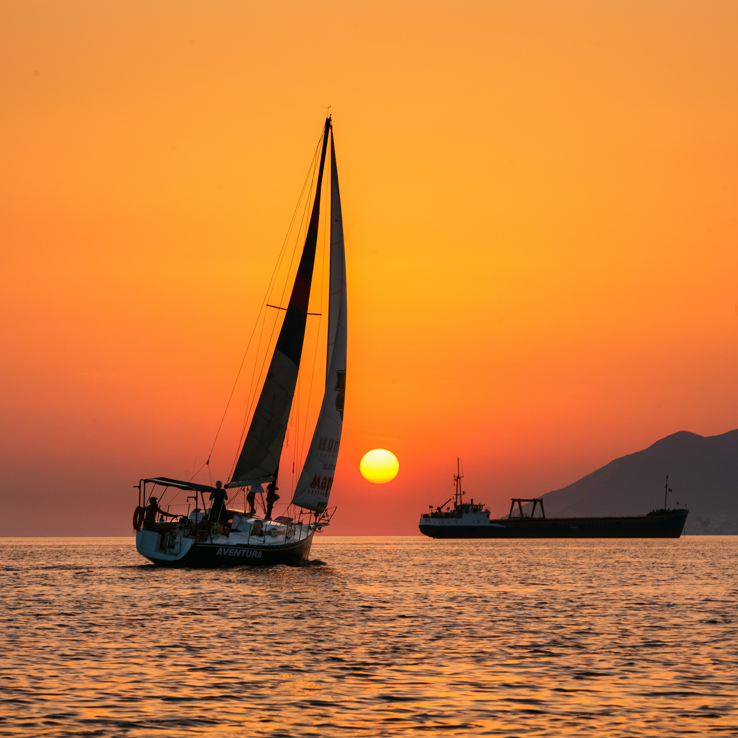 маре, закат, кабардинка, яхта Авентура, закат в кабардинке