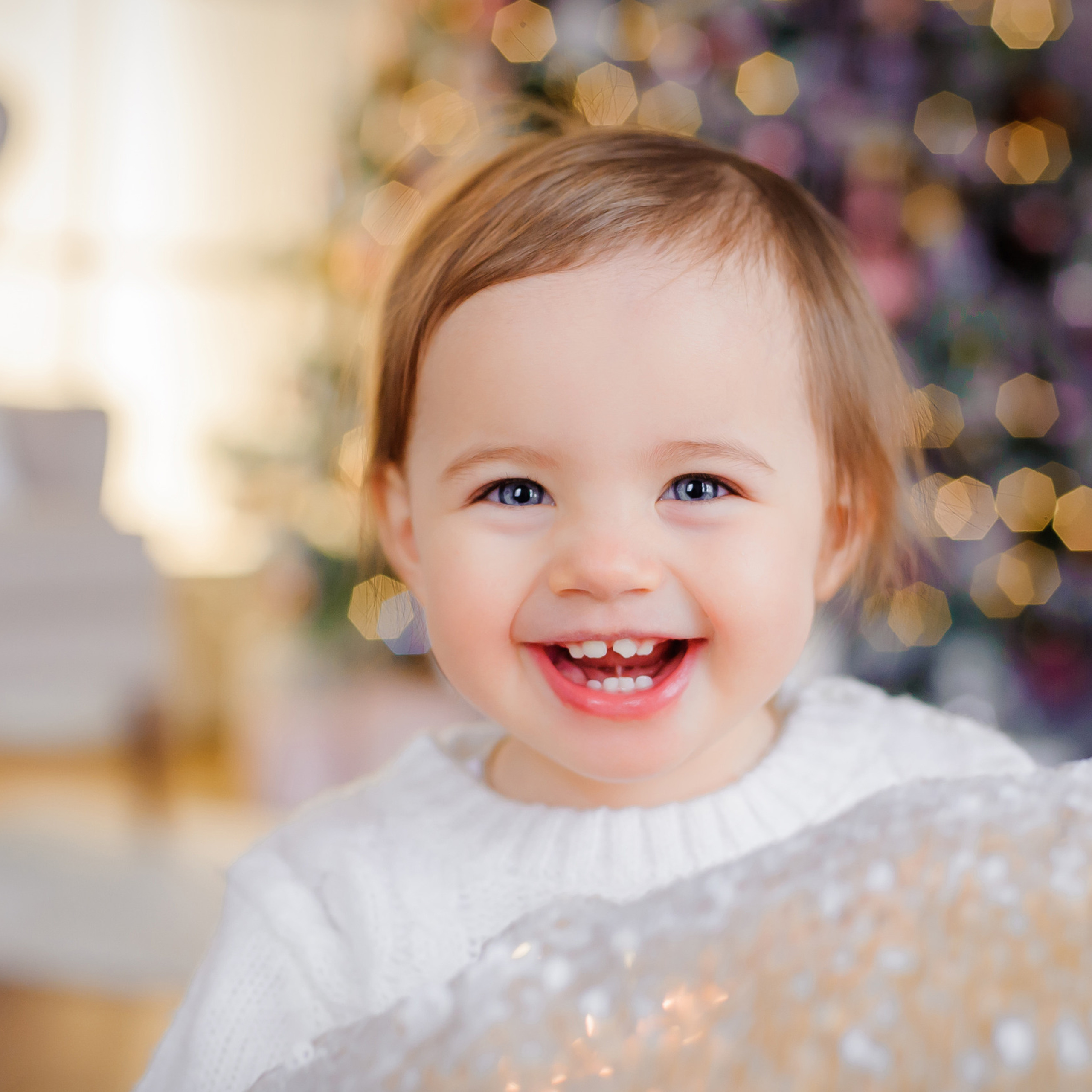 Отзывы о фотографе Вале Лялиной. Фотограф новорождённых в Рязани, фотосъемка выписки из роддома, крещен