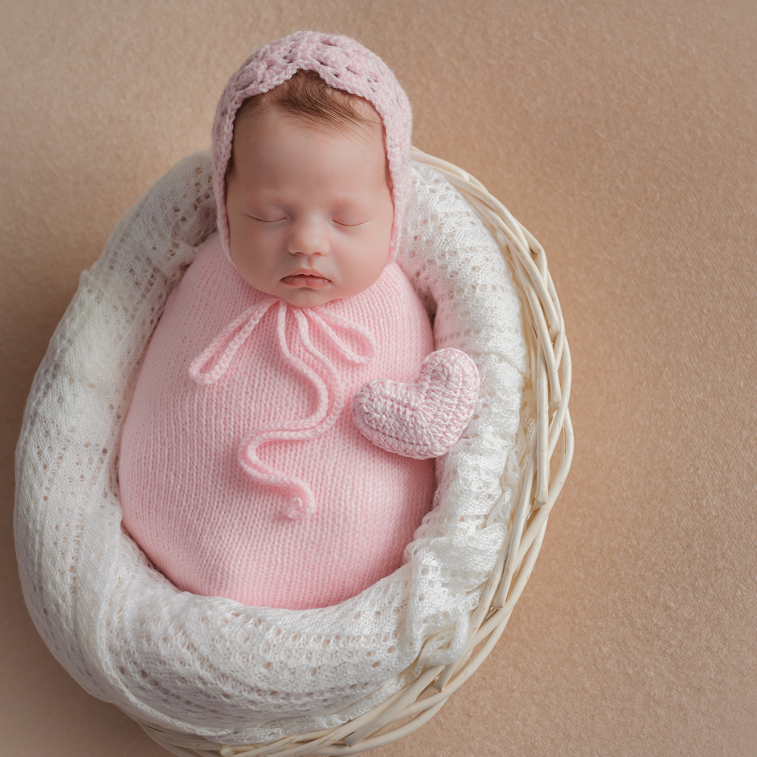 Отзывы о фотографе Вале Лялиной. Фотограф новорождённых в Рязани, фотосъемка выписки из роддома, крещен