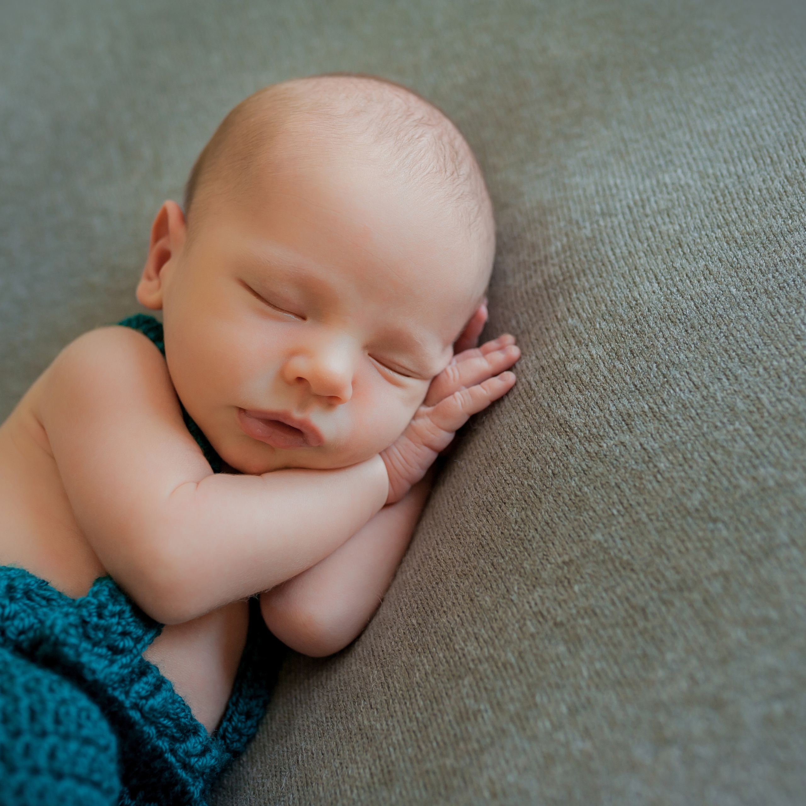 Отзывы о фотографе Вале Лялиной. Фотограф новорождённых в Рязани, фотосъемка выписки из роддома, крещен