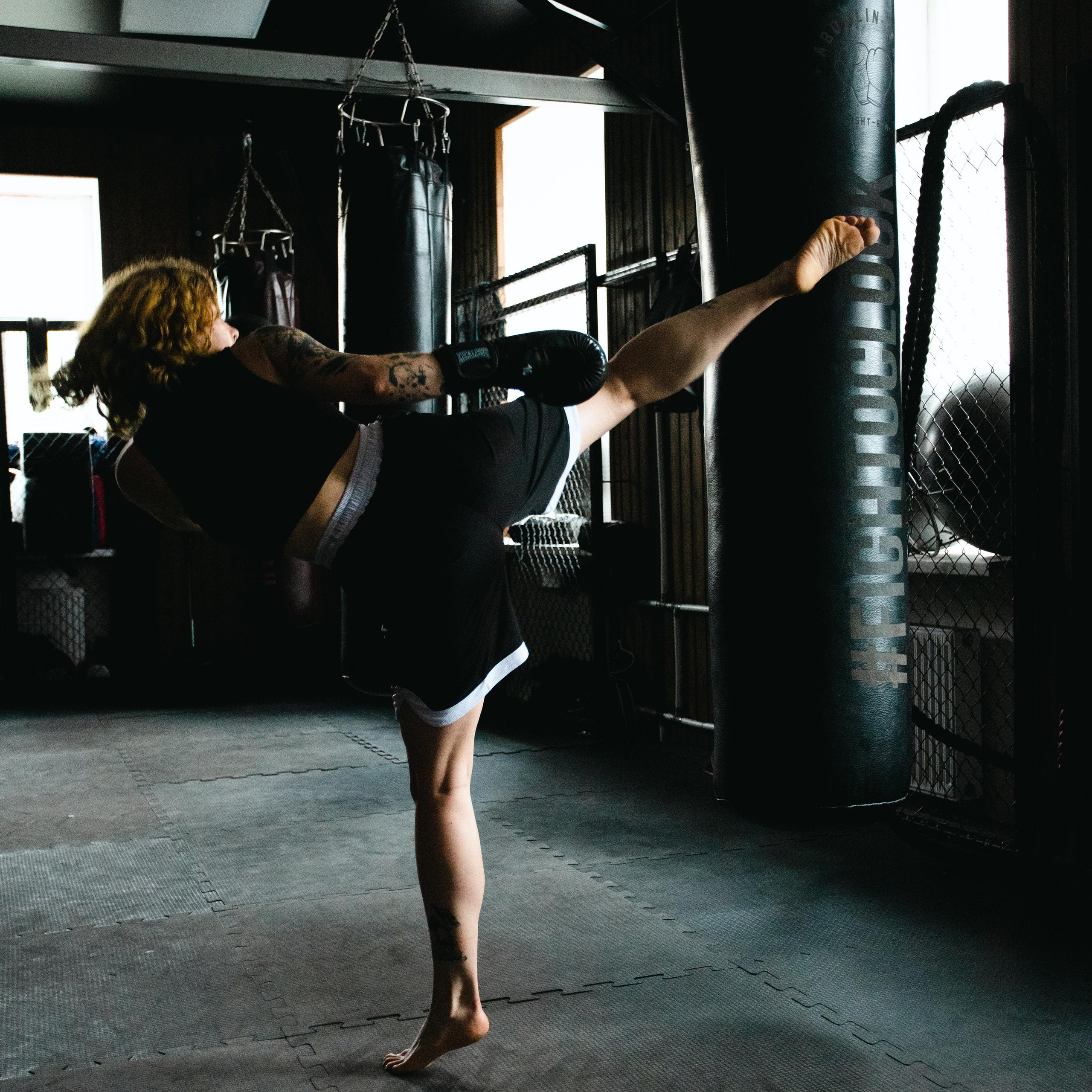 Контент-съемка для тренера по Тайскому боксу Дарьи. Коммерческий Фотограф Виктор Фоменых