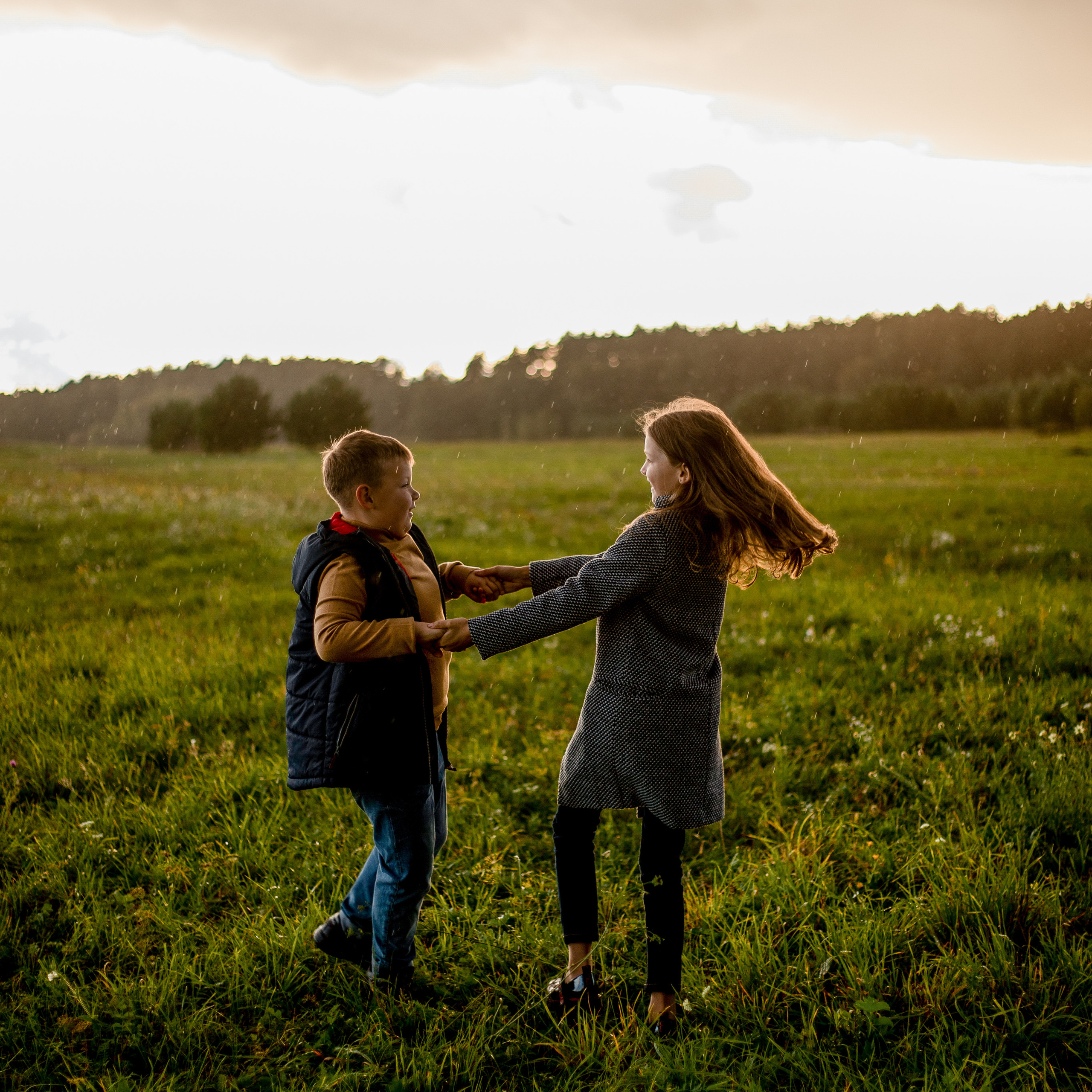 Лиза, Миша, Тимофей и Лиза.