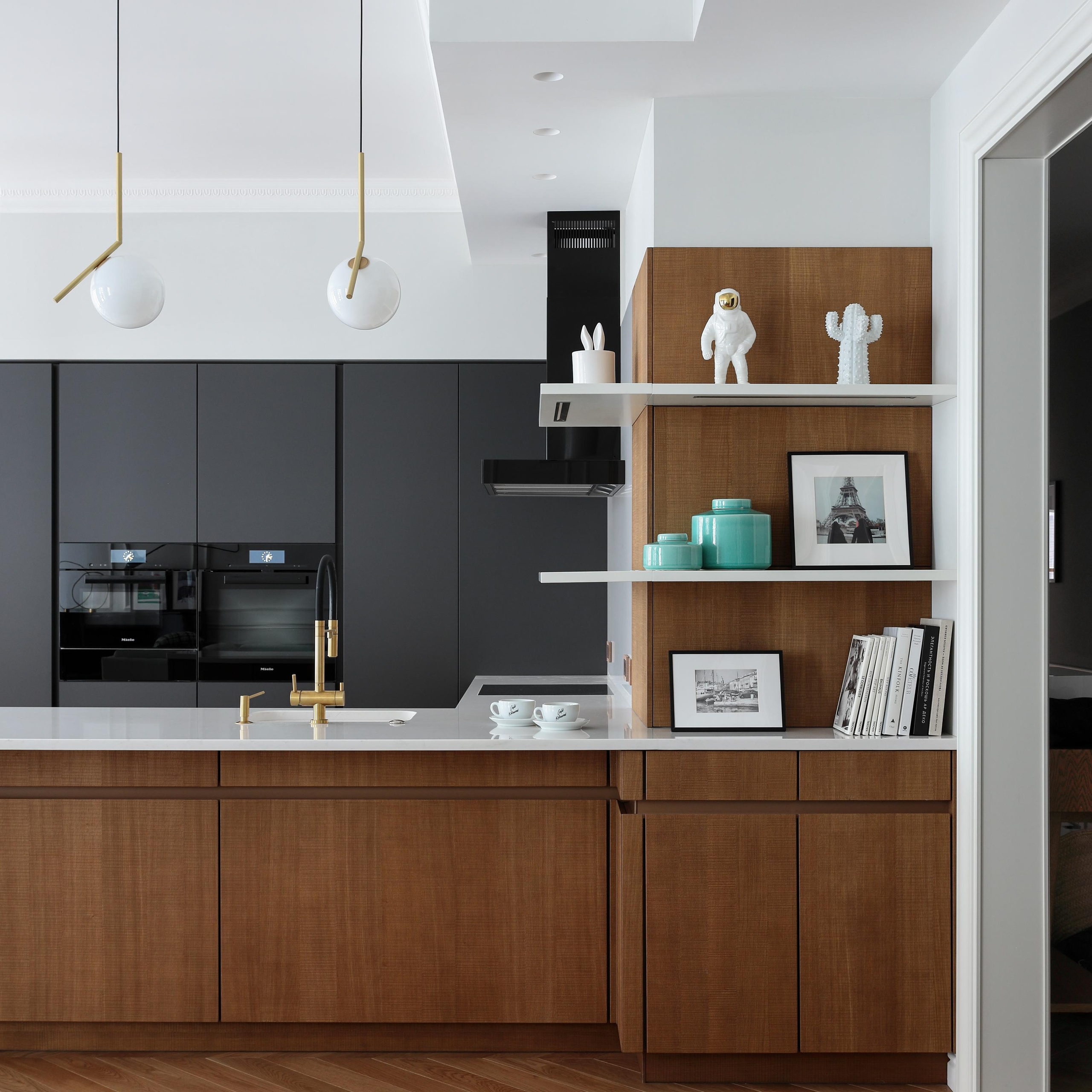 Наставнический пер., 129 м². Публикация в журнале ELLE Decoration. Дизайн интерьера домов и квартир в Москве