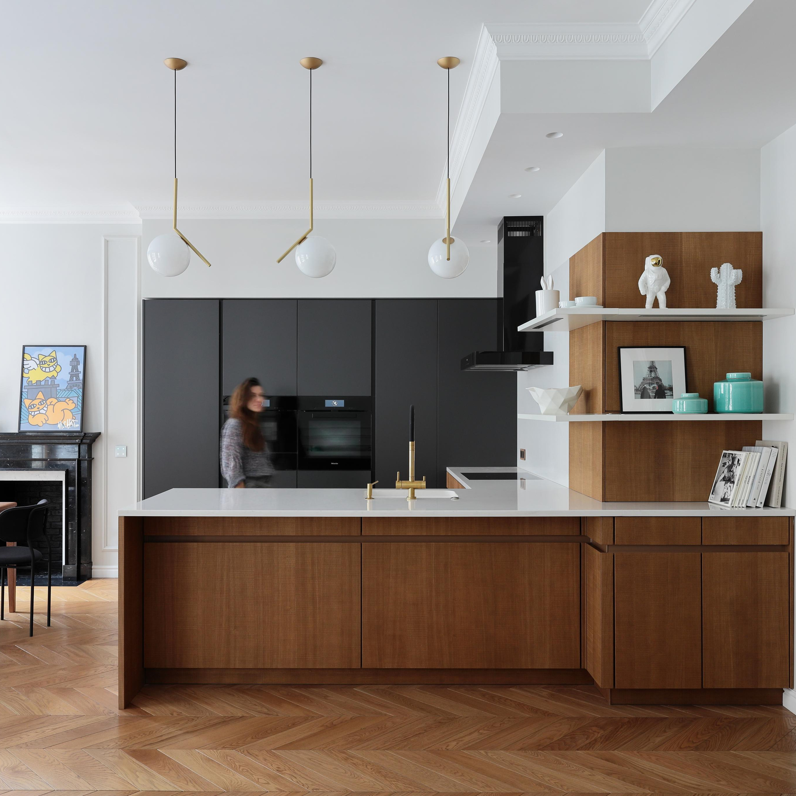 Наставнический пер., 129 м². Публикация в журнале ELLE Decoration. Дизайн интерьера домов и квартир в Москве