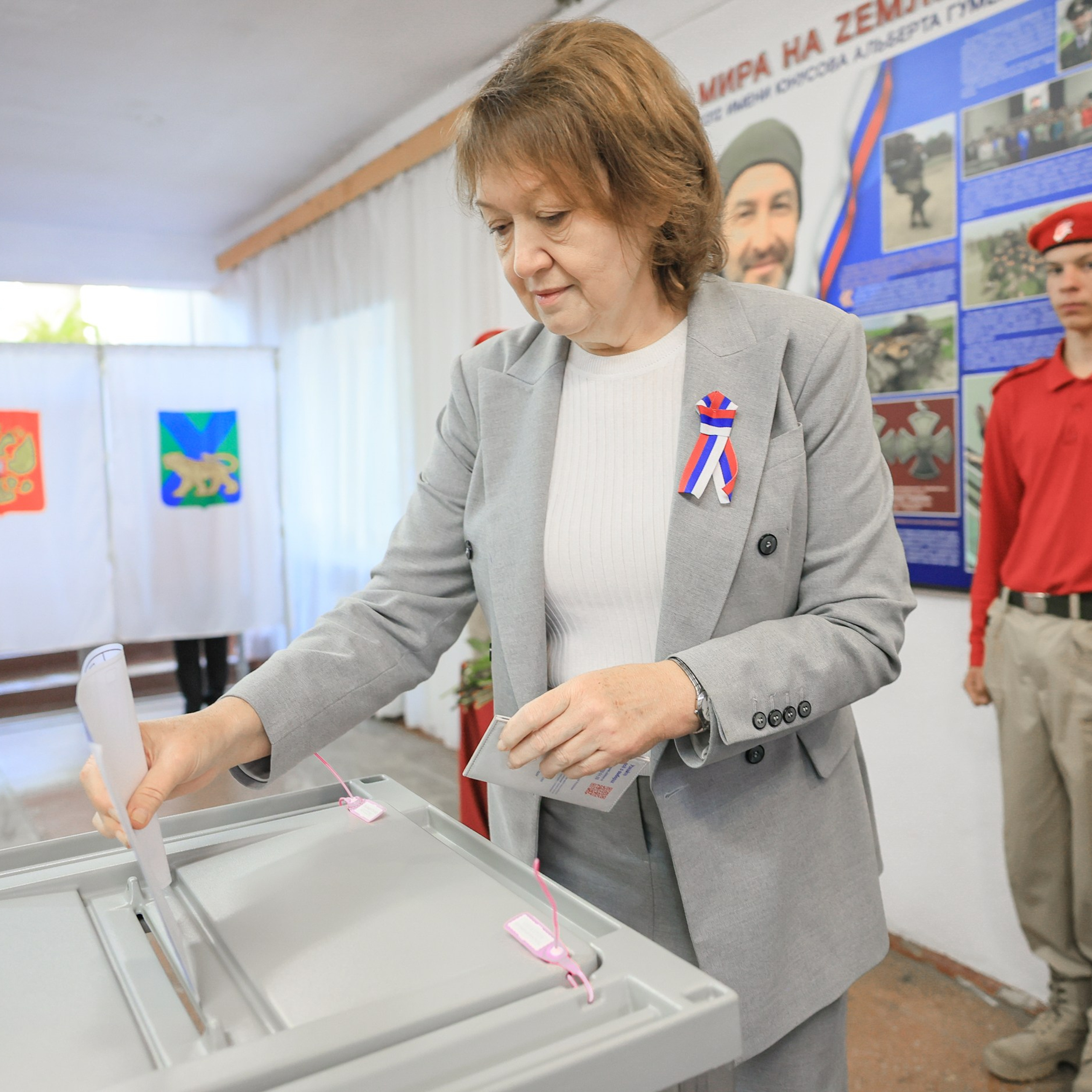 Выборы в Приморье: голосование на именном участке в Чугуевке. Наташа Скрипка