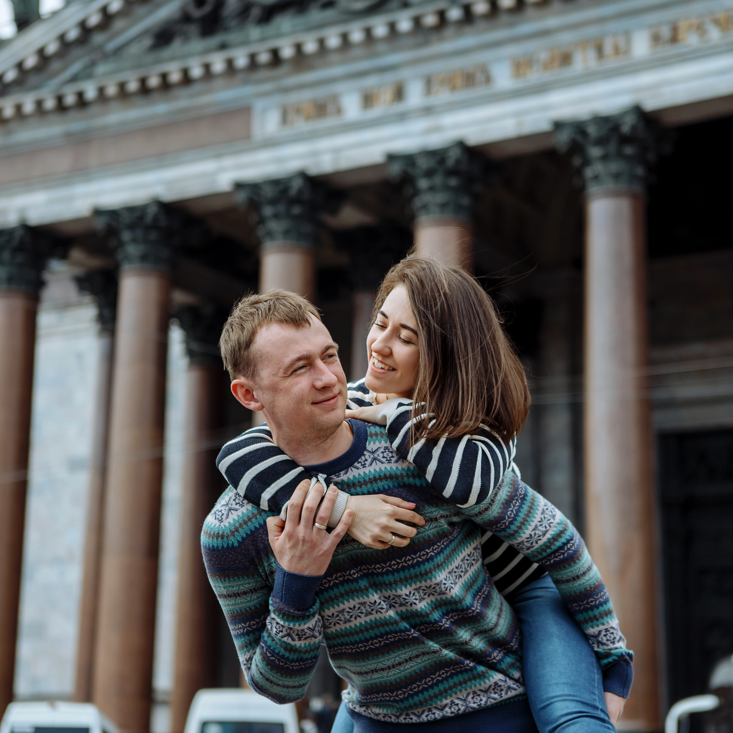 В Питере любить