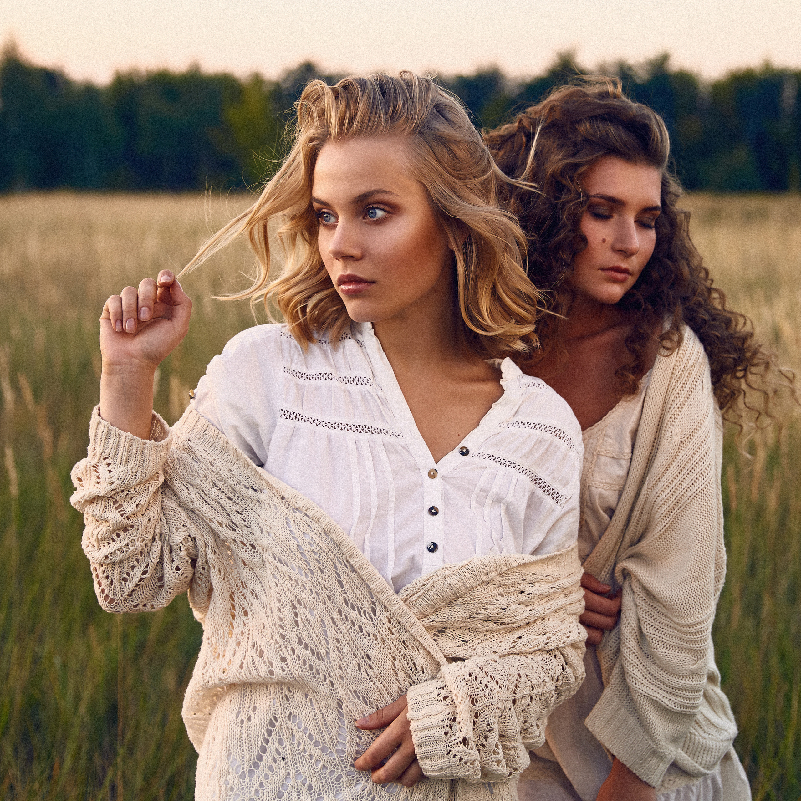 Катя и Полина