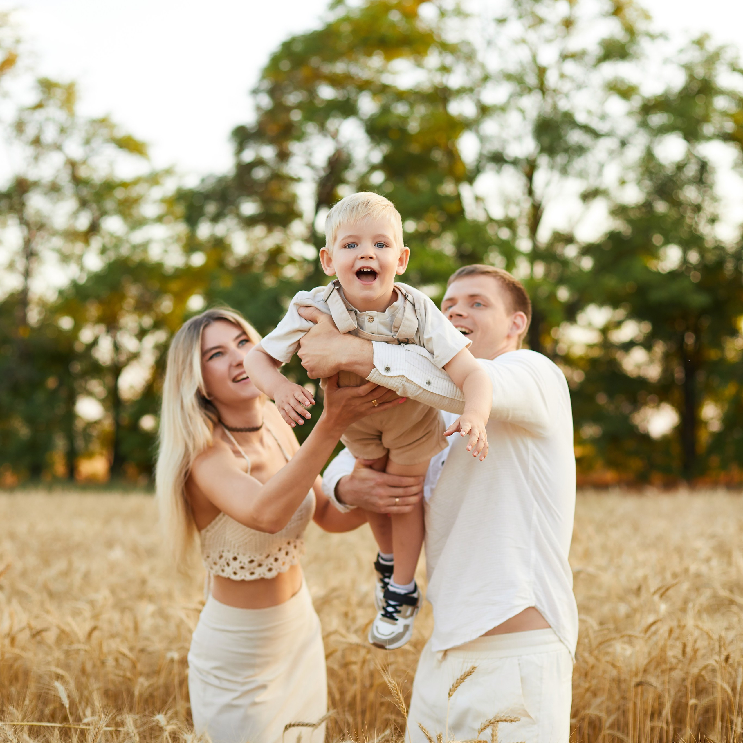 Семейная фотосьемка на природе