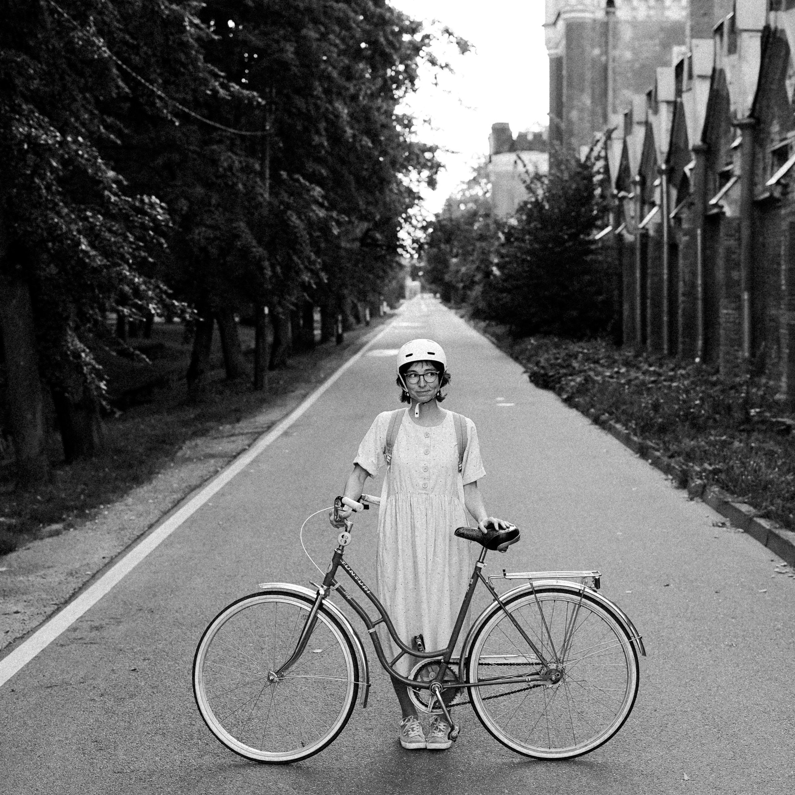 Мария, Петергоф, велосипед и кончик лета. Фотограф и видеограф Валерия Лисауске