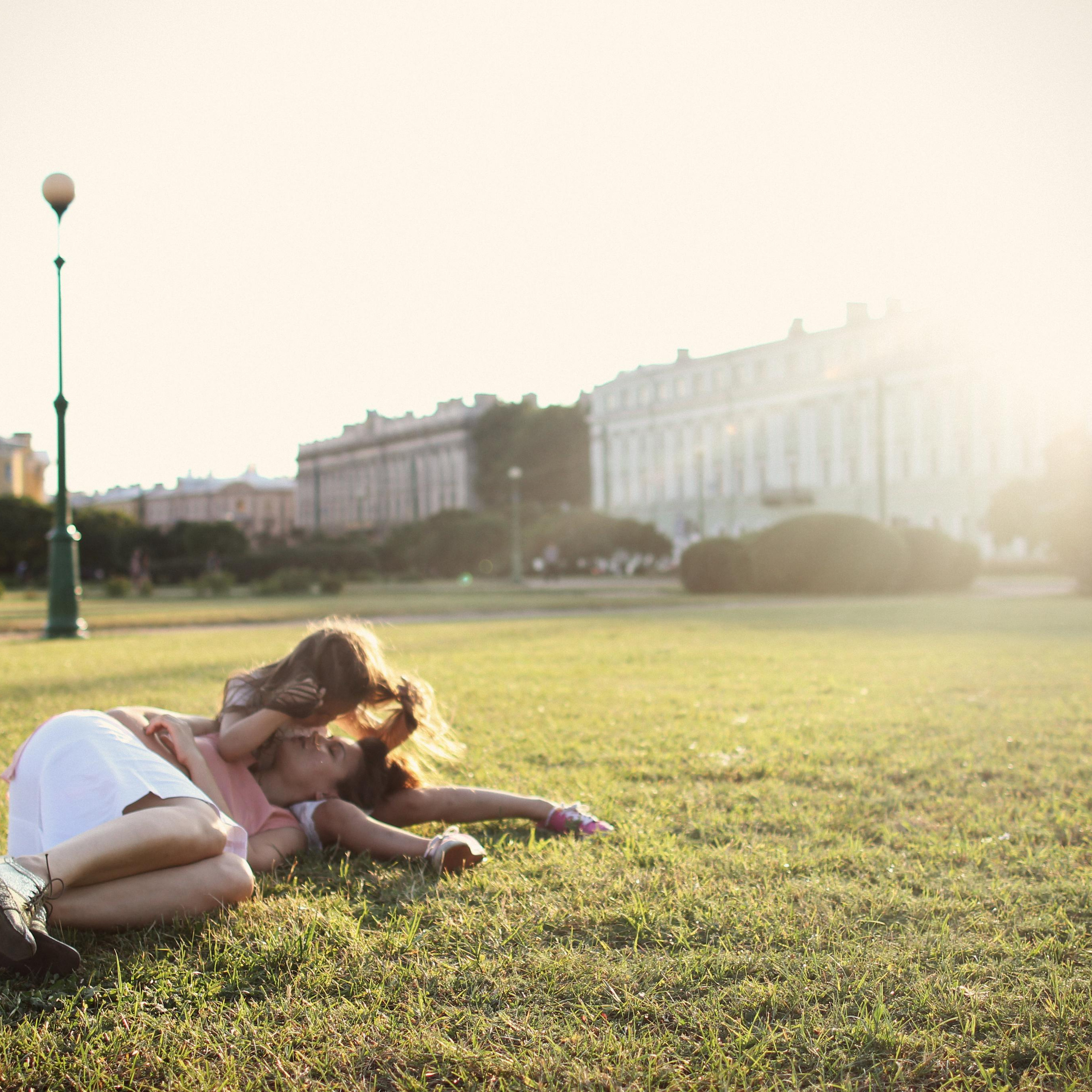 Lily and Amelia in summer. Фотограф и видеограф Валерия Лисауске