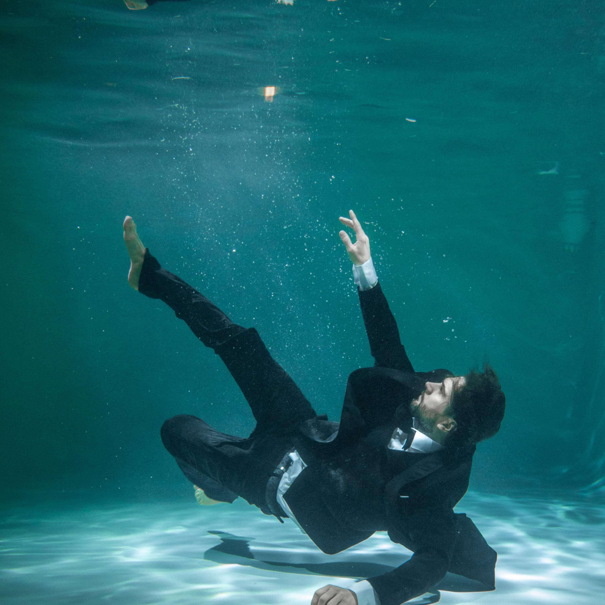 Подводная съемка мужчина