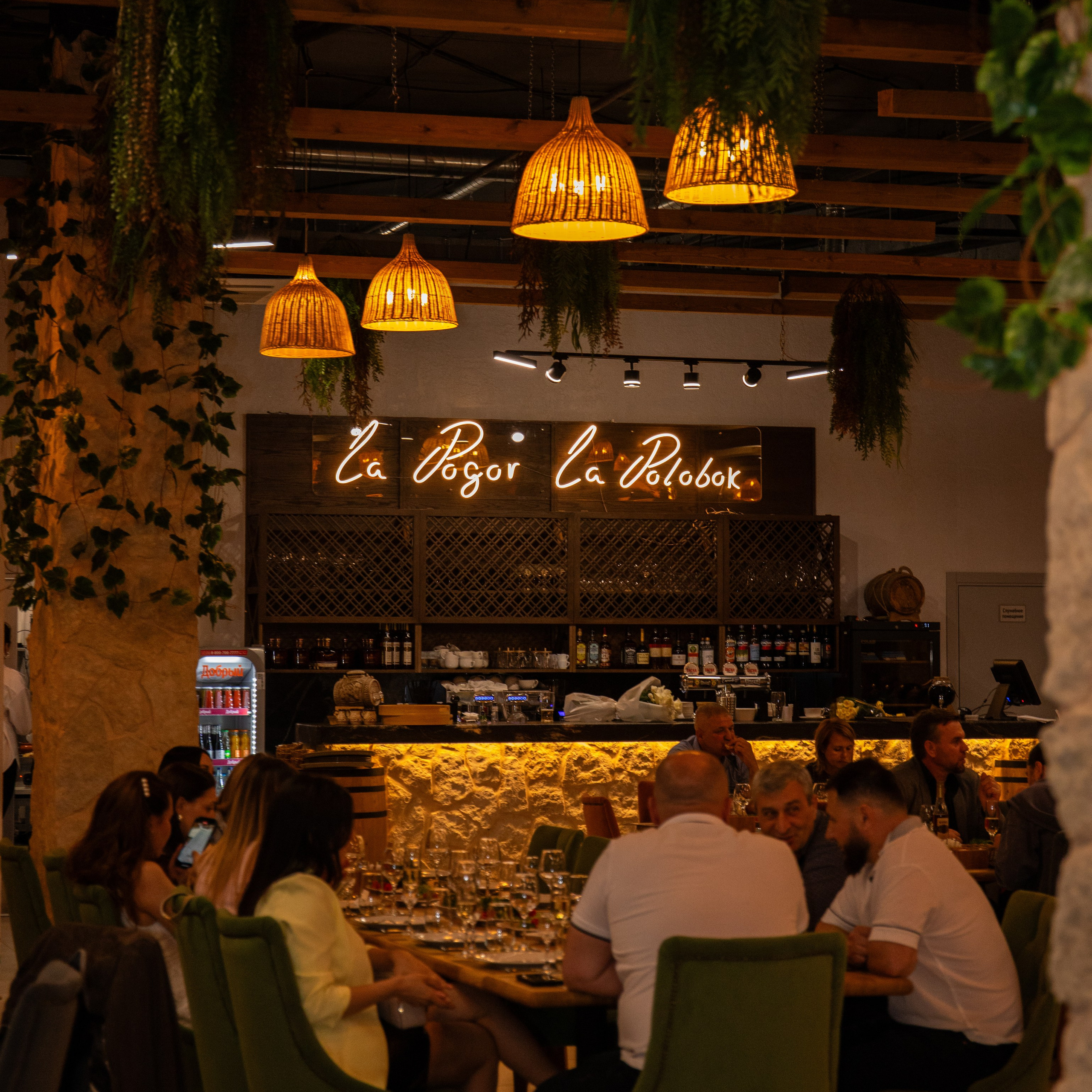 Открытие молдавского ресторана