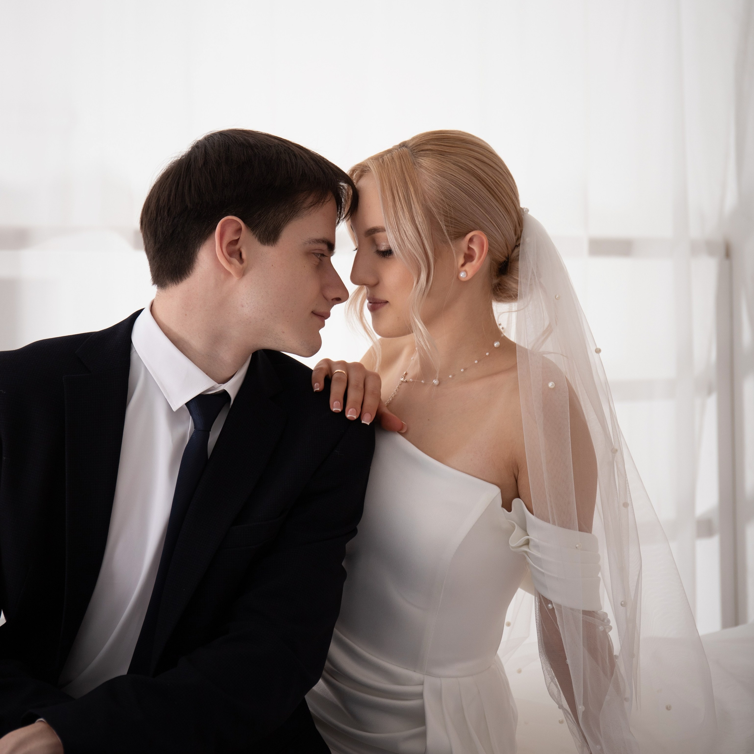 Илья&София (ЗАГС, прогулка, фотостудия)