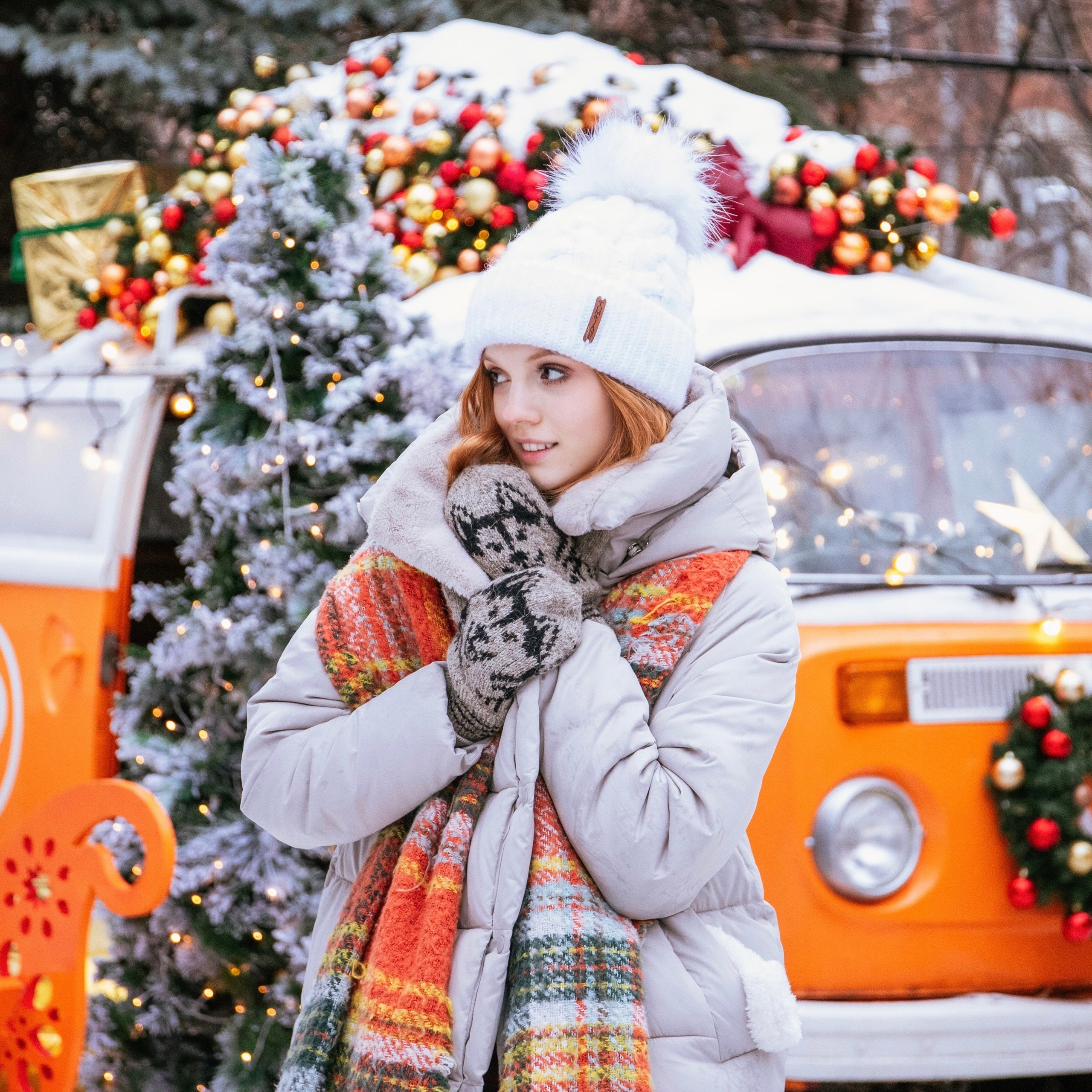 Новогодняя съемка с локацией «автобус»