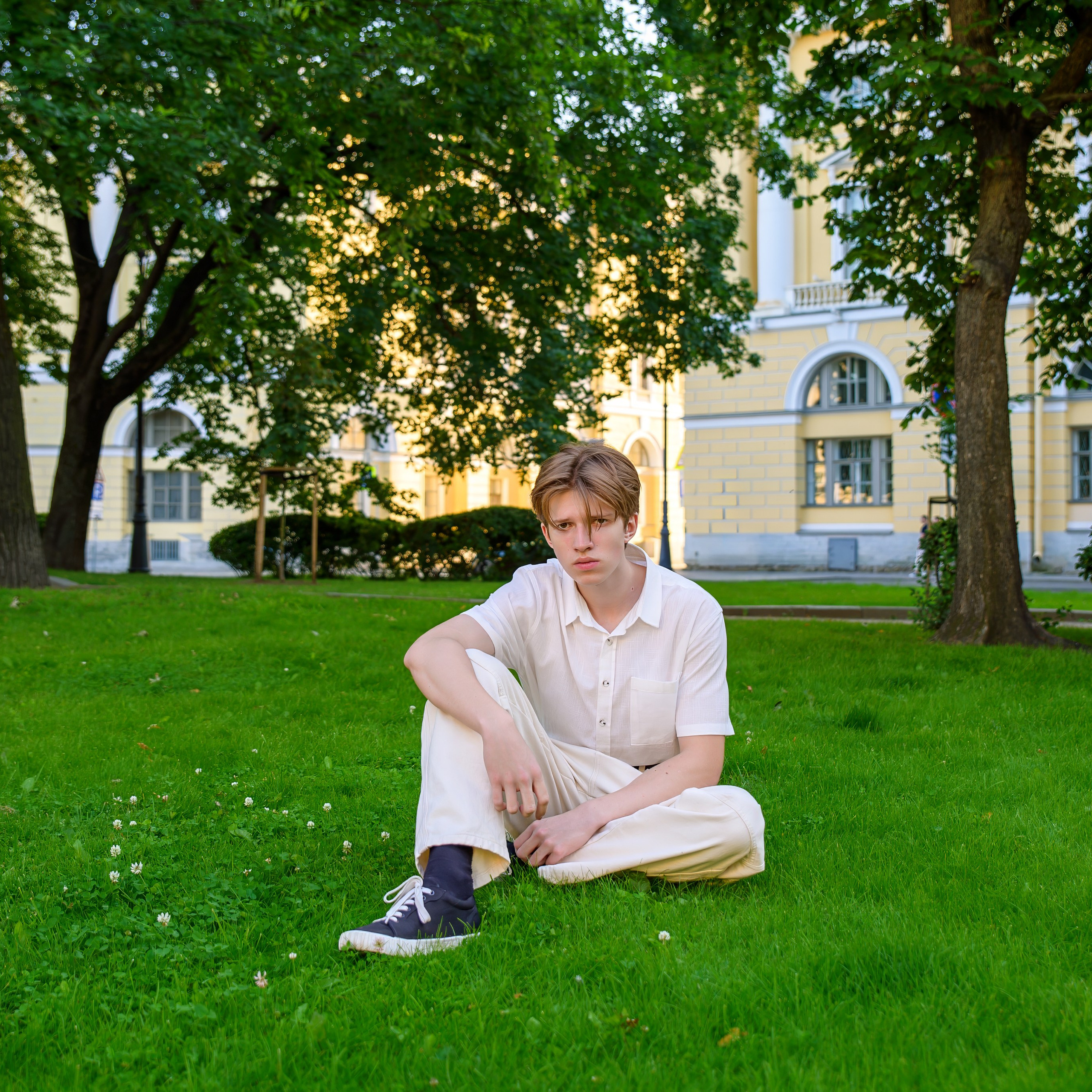 Прогулка по улицам Санкт-Петербурга